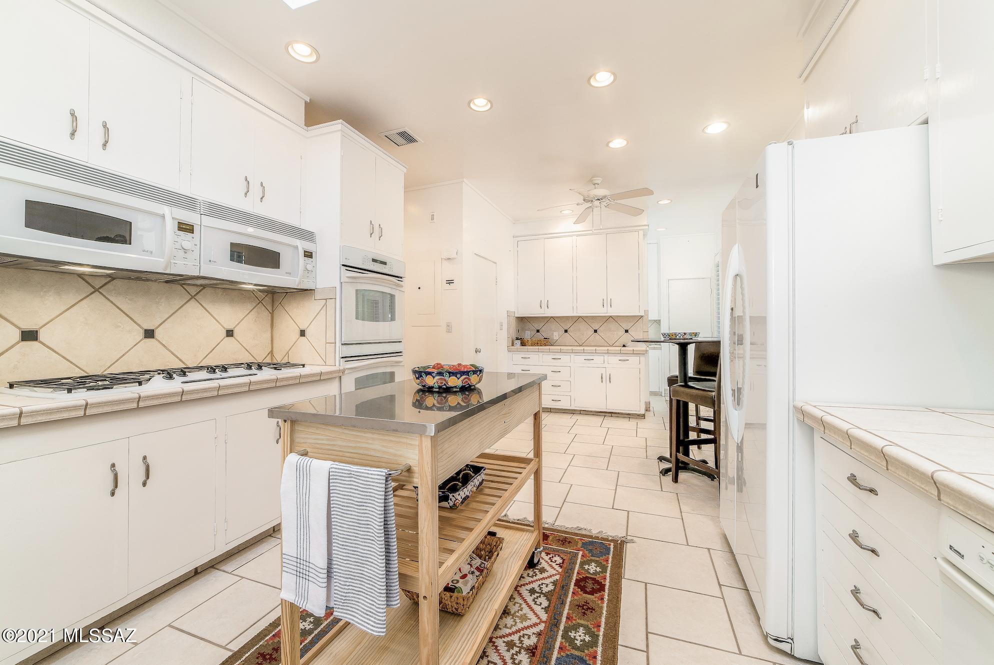 El Encanto Estates - Residential
