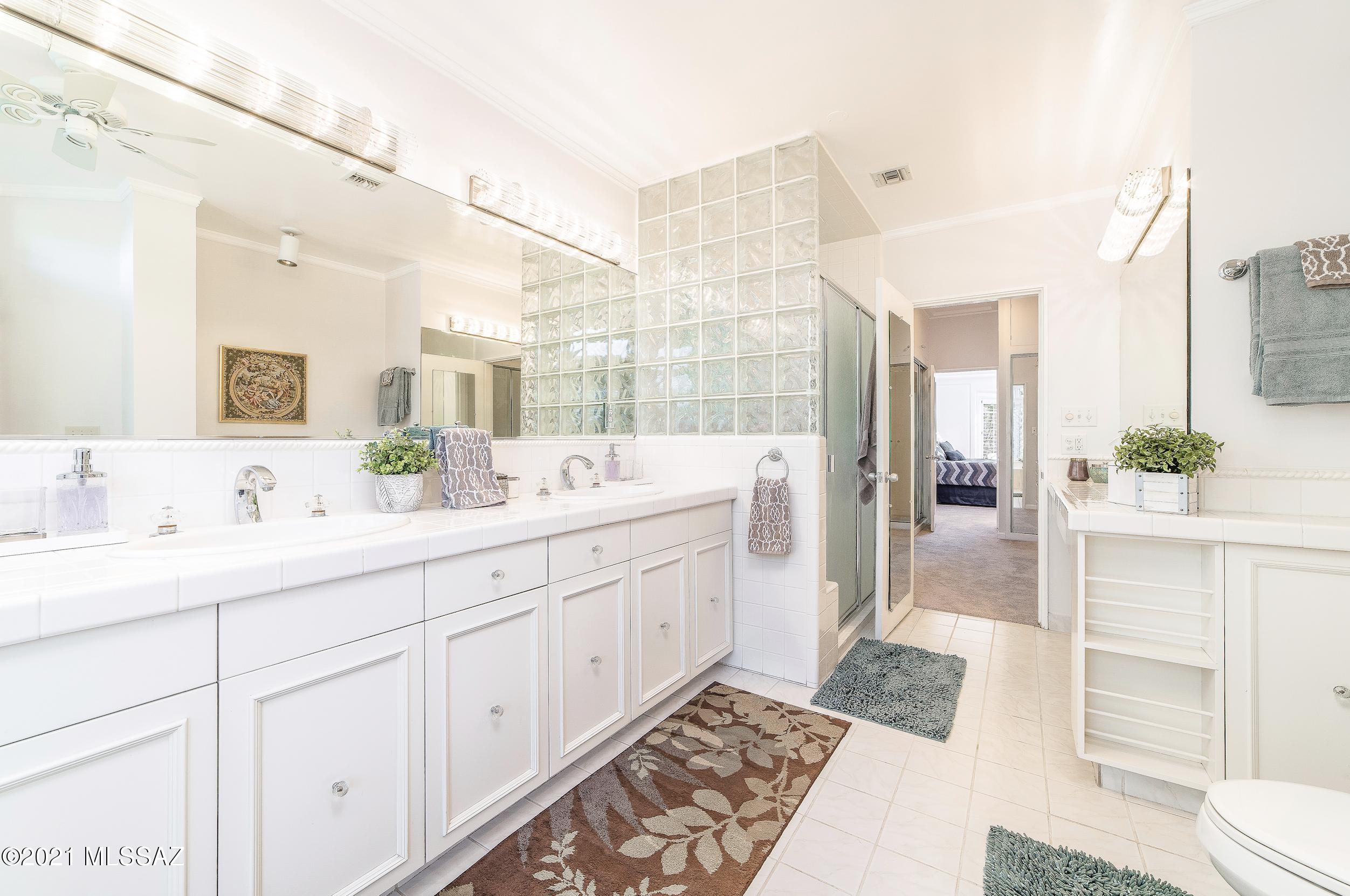 El Encanto Estates - Residential