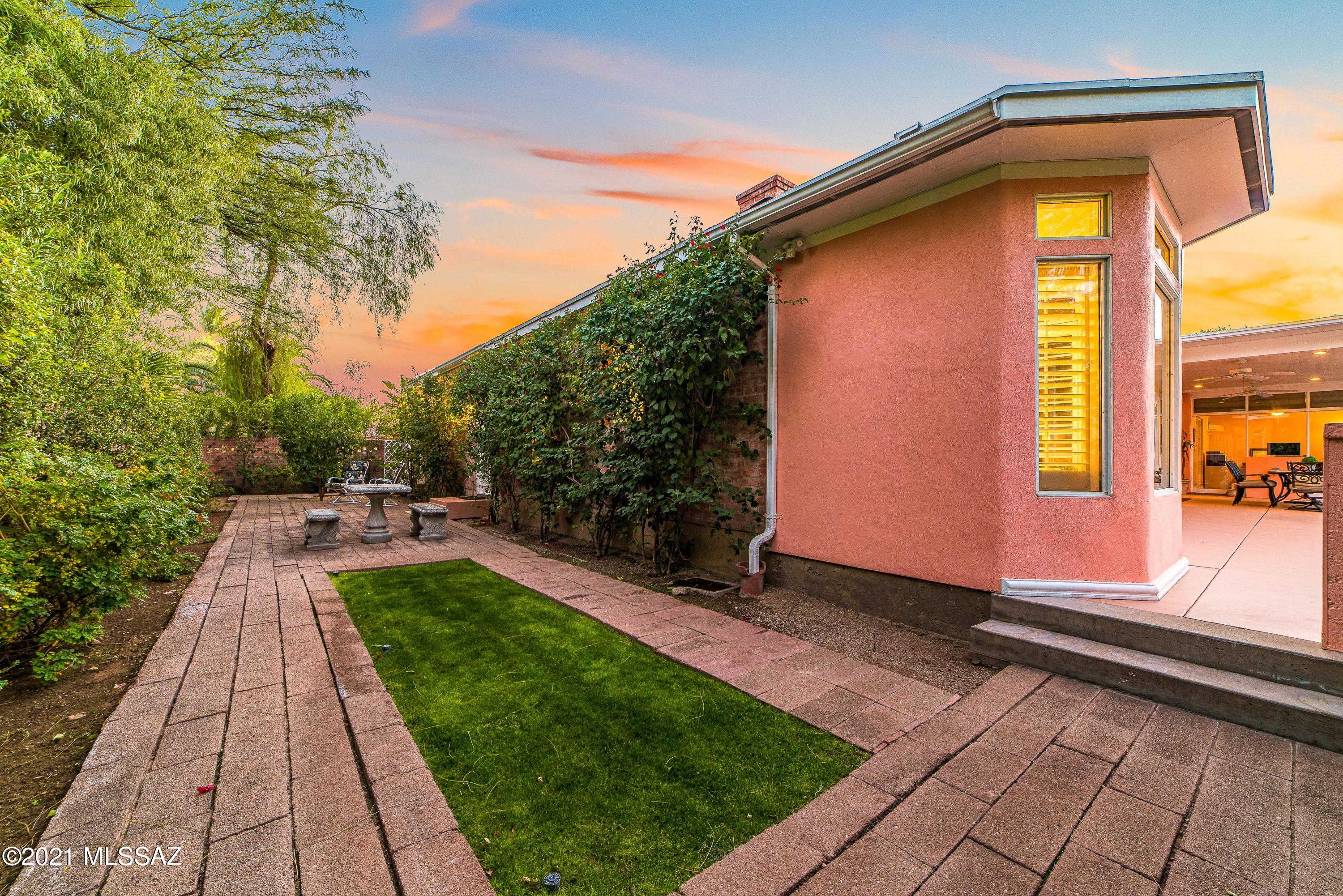 El Encanto Estates - Residential