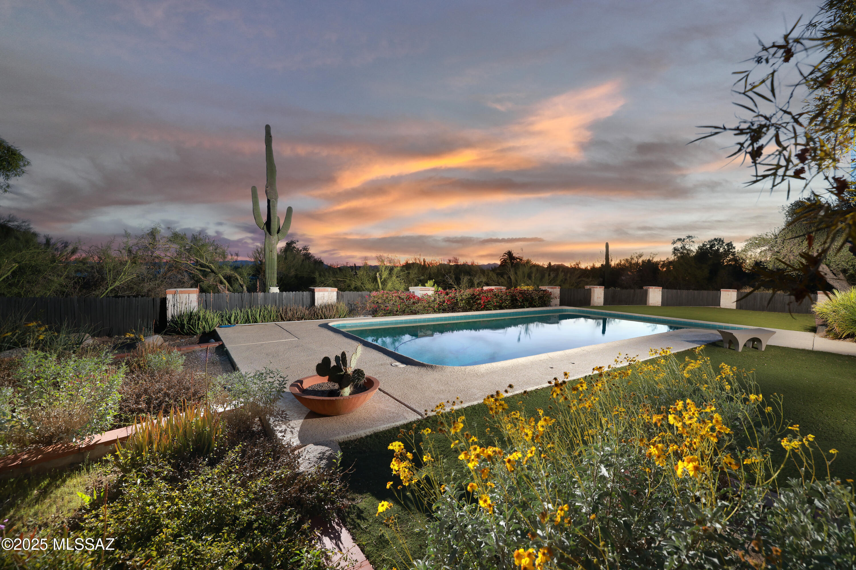 Catalina Foothills Estates NO. 6 (1-54) - Residential