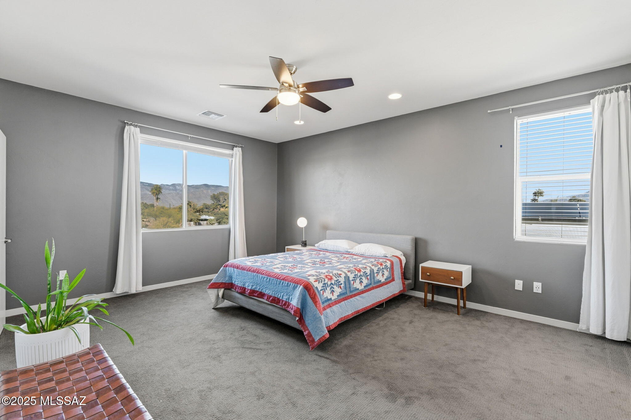 Elementary Place SQ20163230723 - Residential