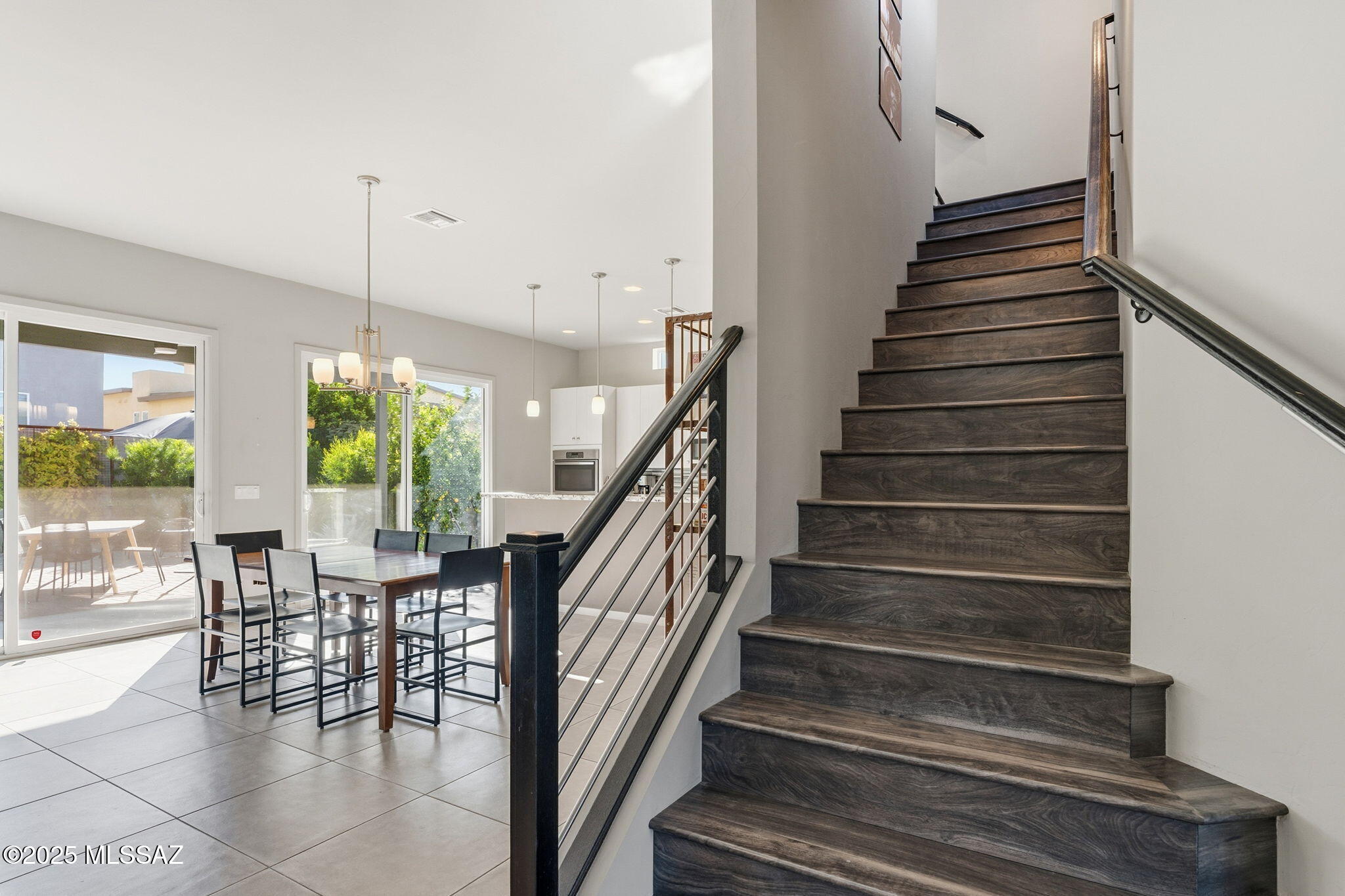 Elementary Place SQ20163230723 - Residential