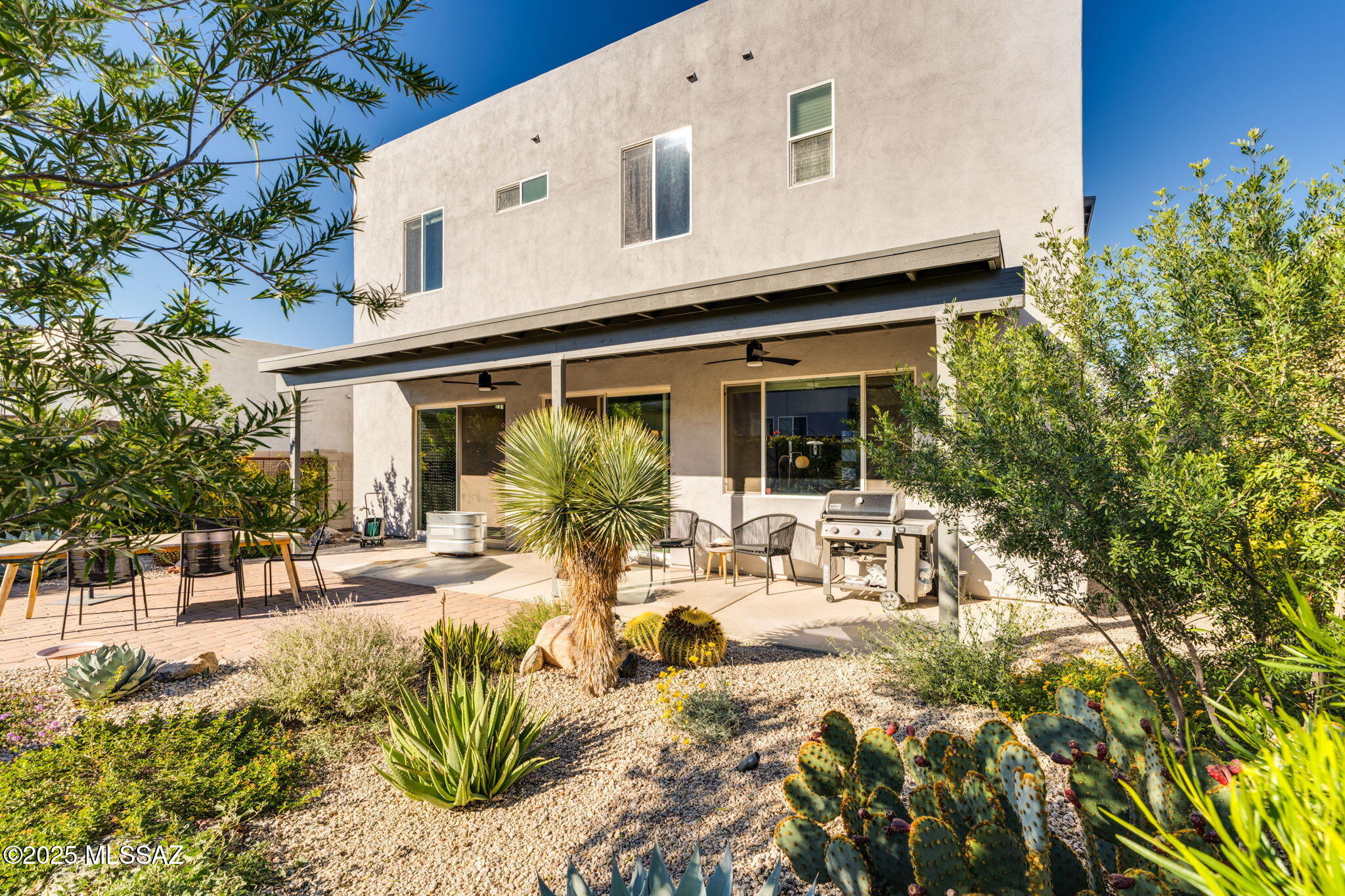 Elementary Place SQ20163230723 - Residential