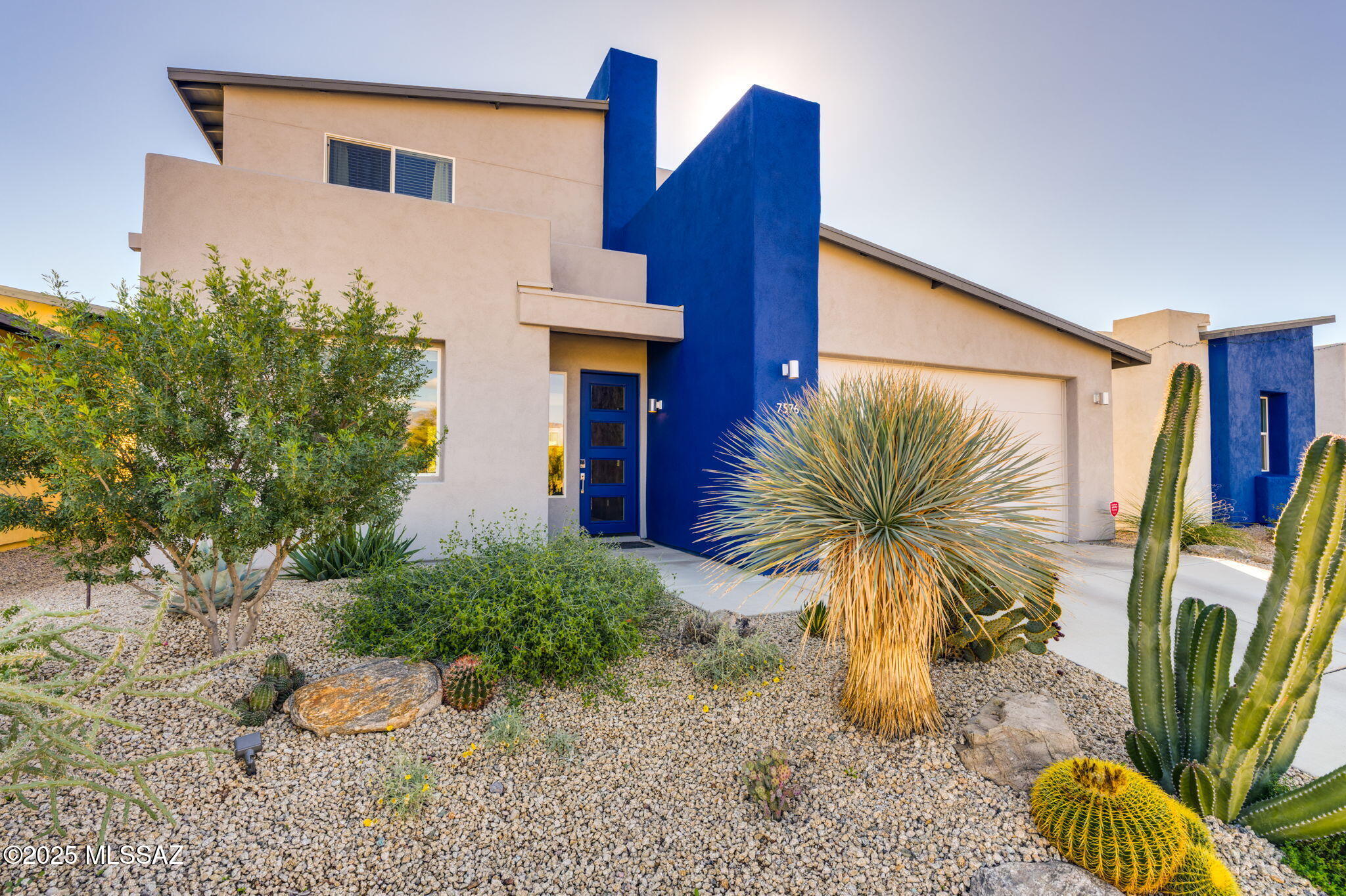 Elementary Place SQ20163230723 - Residential