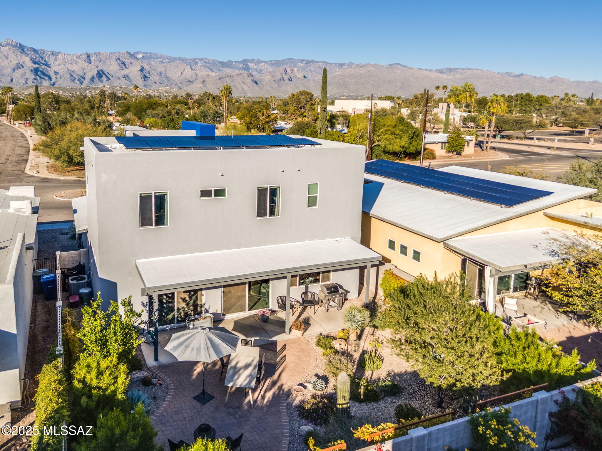 Elementary Place SQ20163230723 - Residential