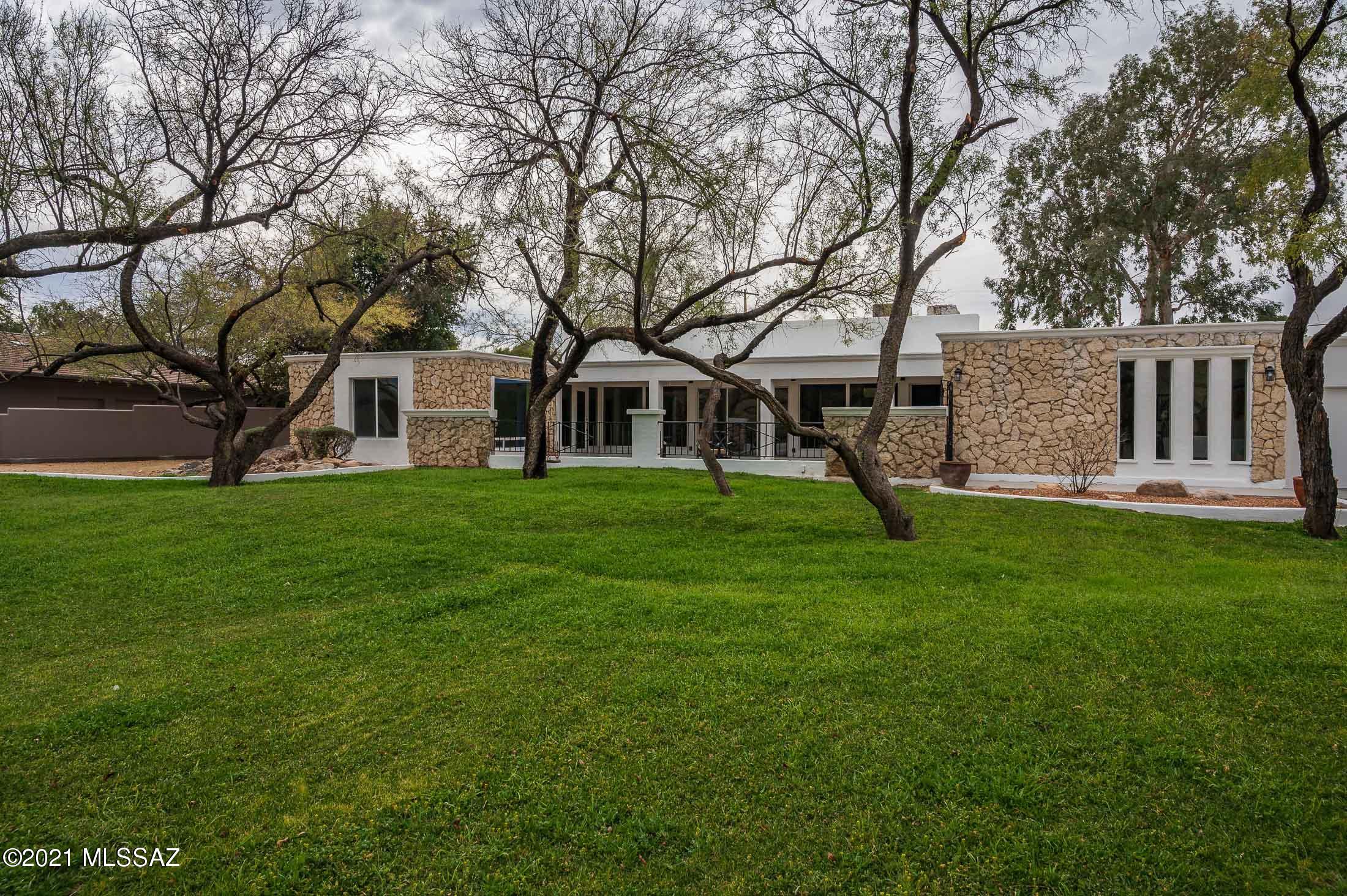 Country Club Estates NO. 1 - Residential