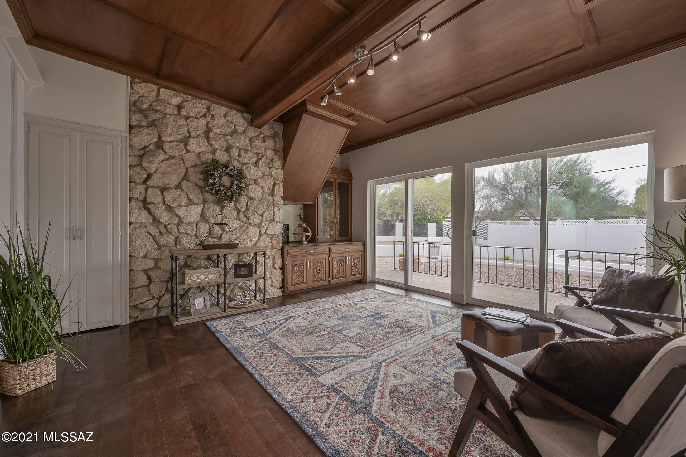 Country Club Estates NO. 1 - Residential