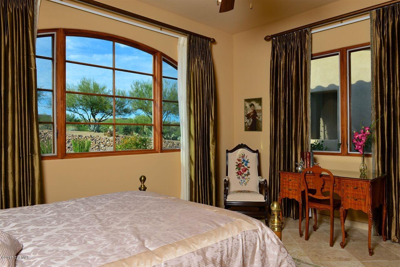 Honey Bee Ridge(The Estates At) - Residential