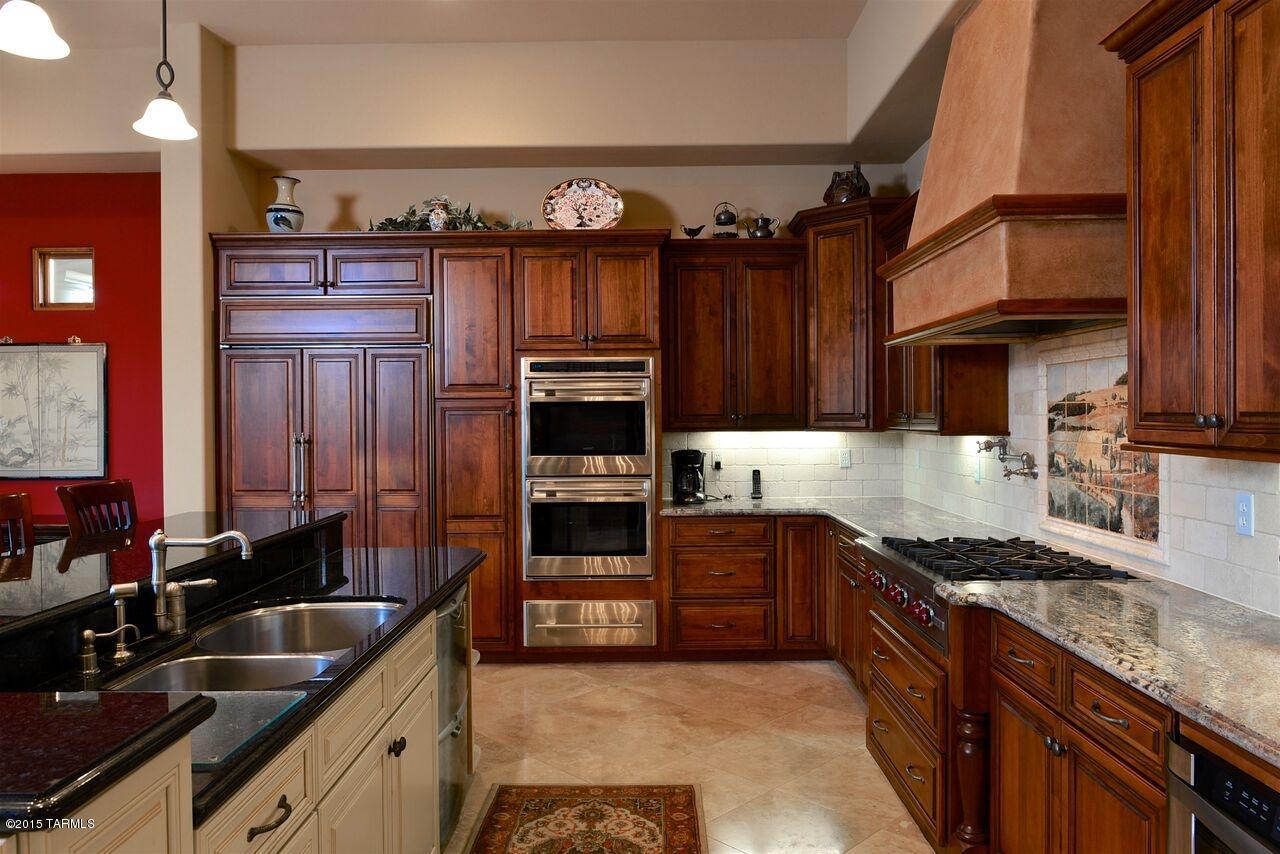 Honey Bee Ridge(The Estates At) - Residential