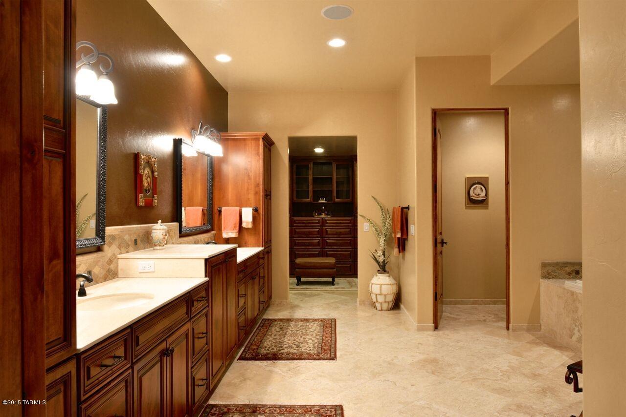 Honey Bee Ridge(The Estates At) - Residential