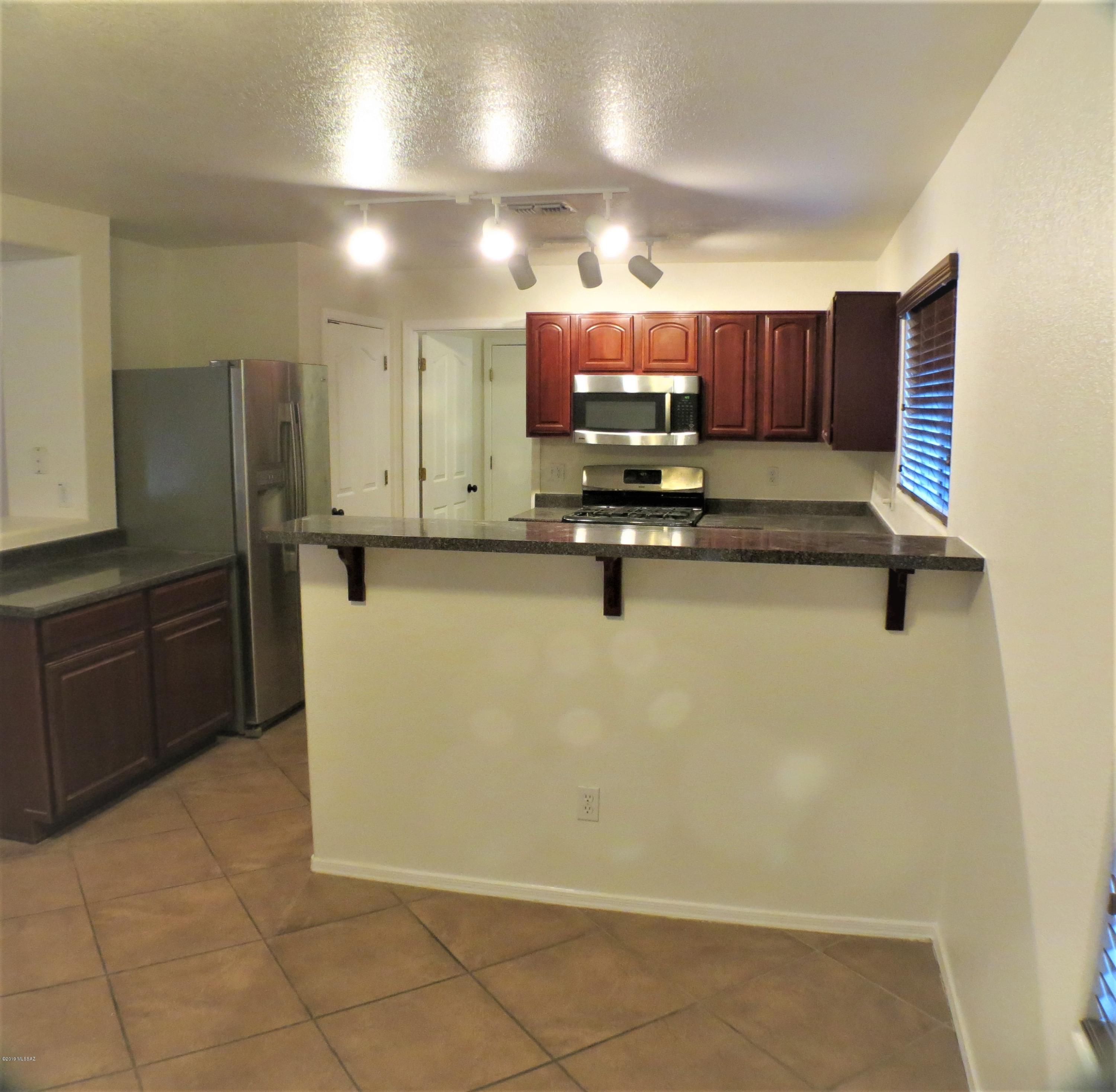 River Terrace (1-76) - Residential Lease