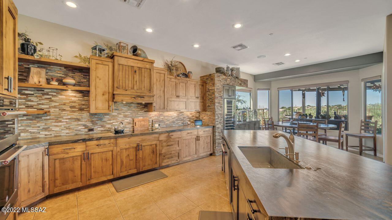 Bluffs at Dove Mountain Phase II - Residential