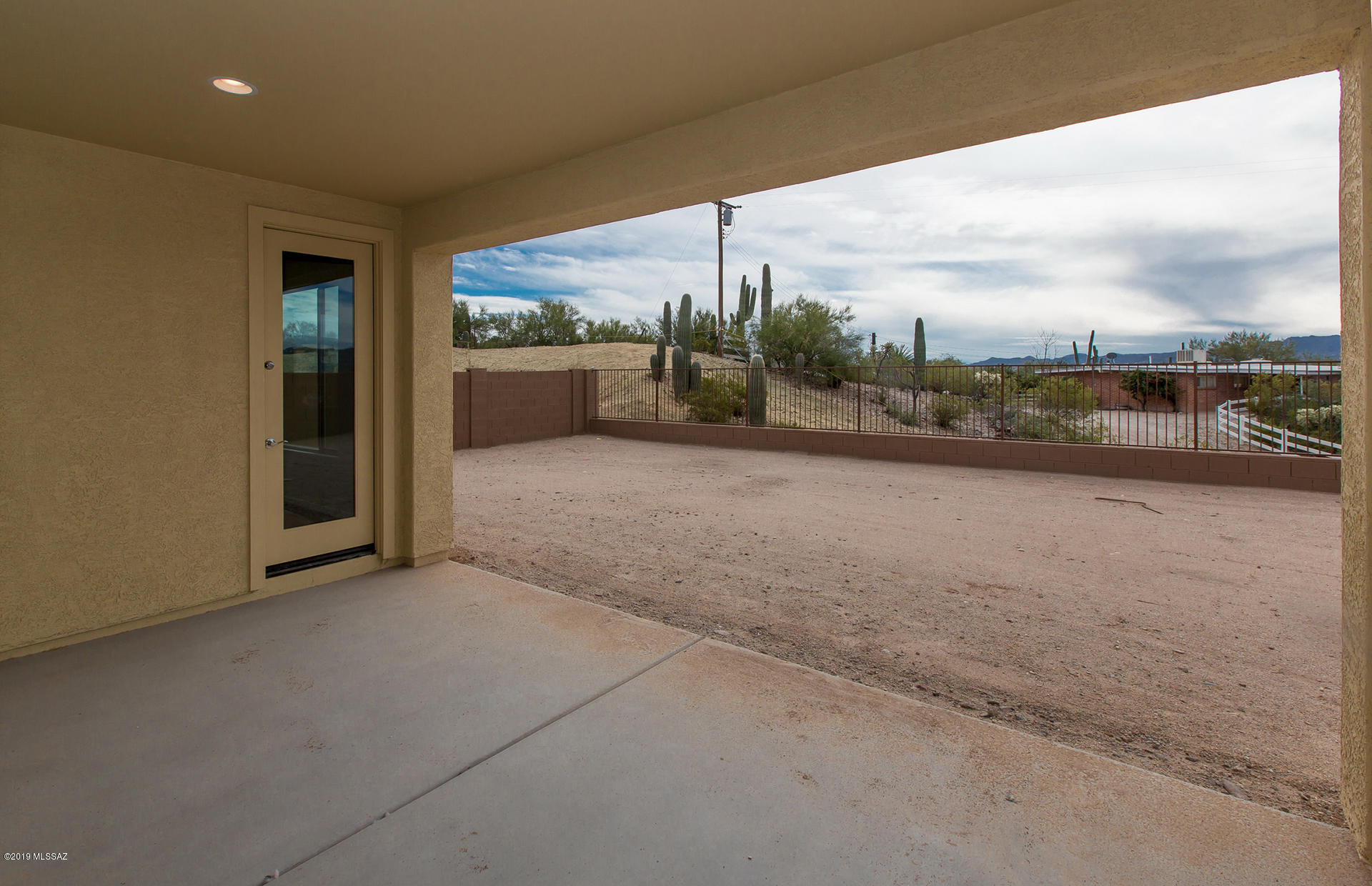 Camino De Oeste SQ20171600112 - Residential