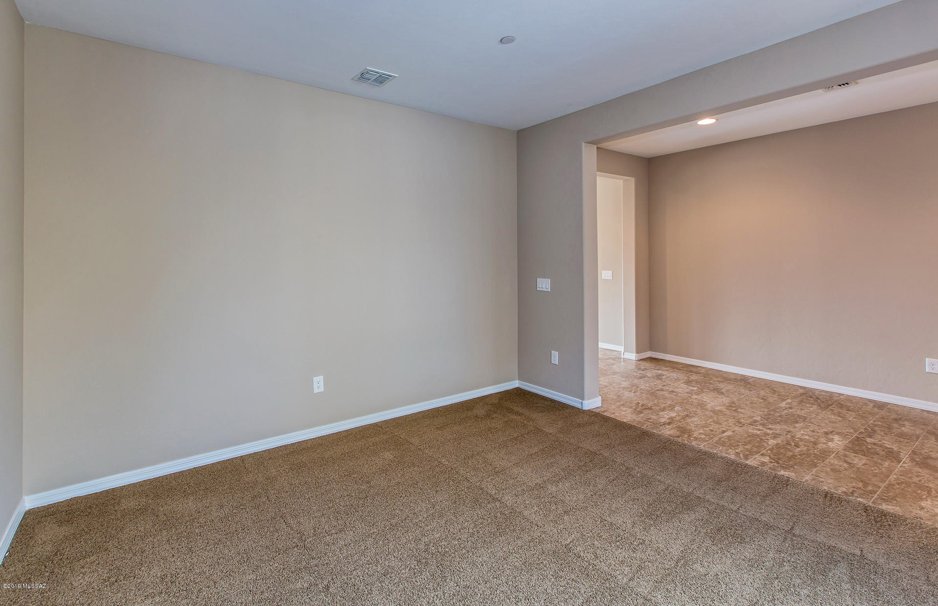 Camino De Oeste SQ20171600112 - Residential