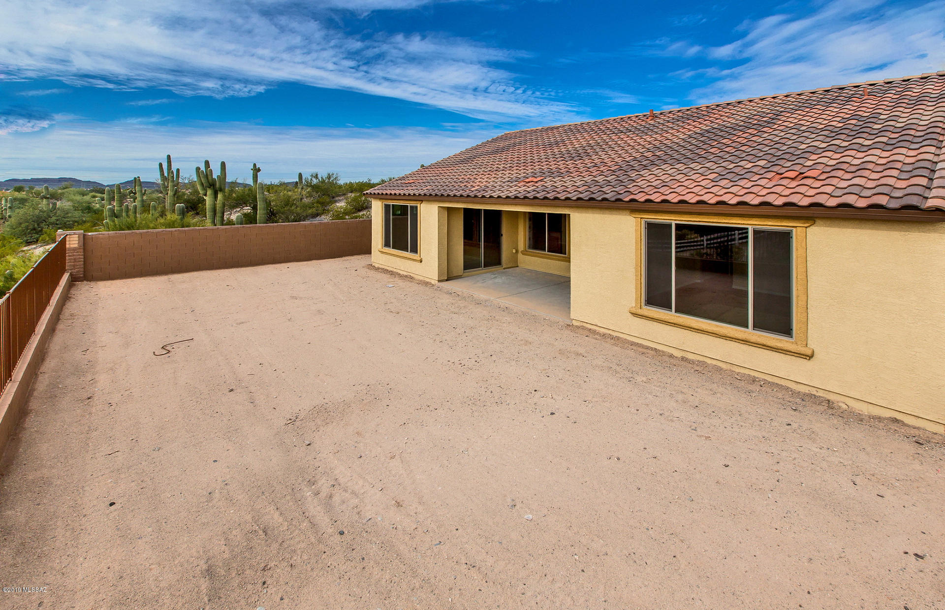 Camino De Oeste SQ20171600112 - Residential