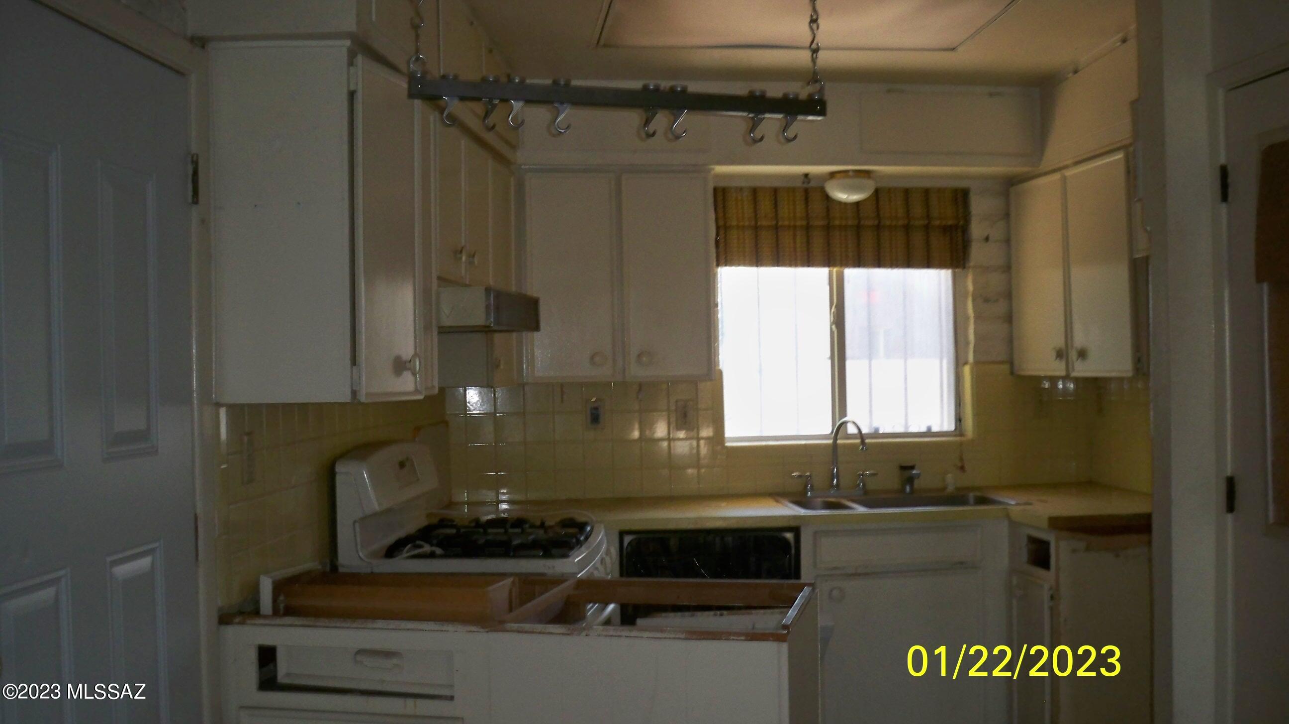 Blue Ridge Terrace Blk 1 - Residential