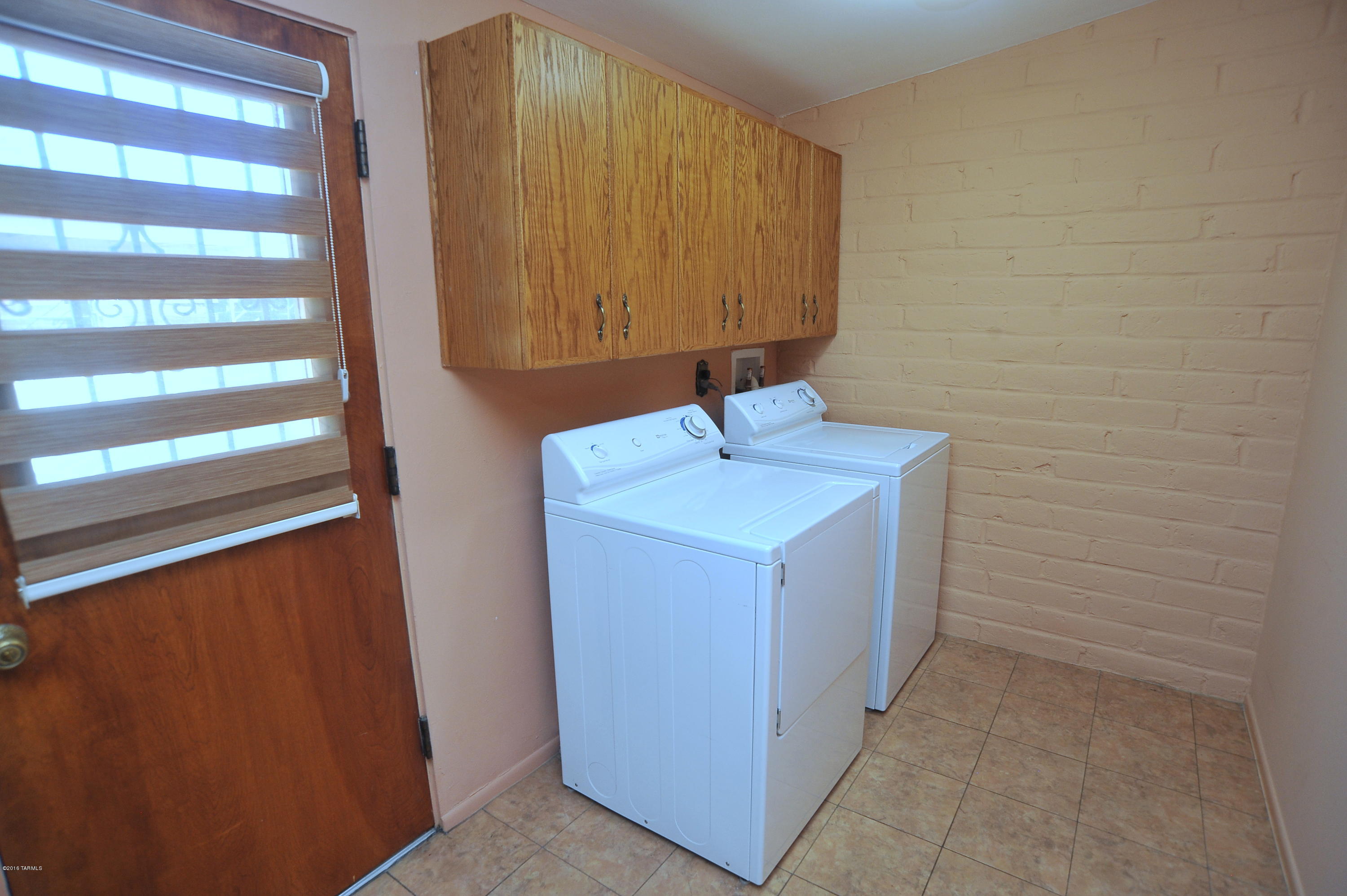 Kingston Knolls Terrace - Residential