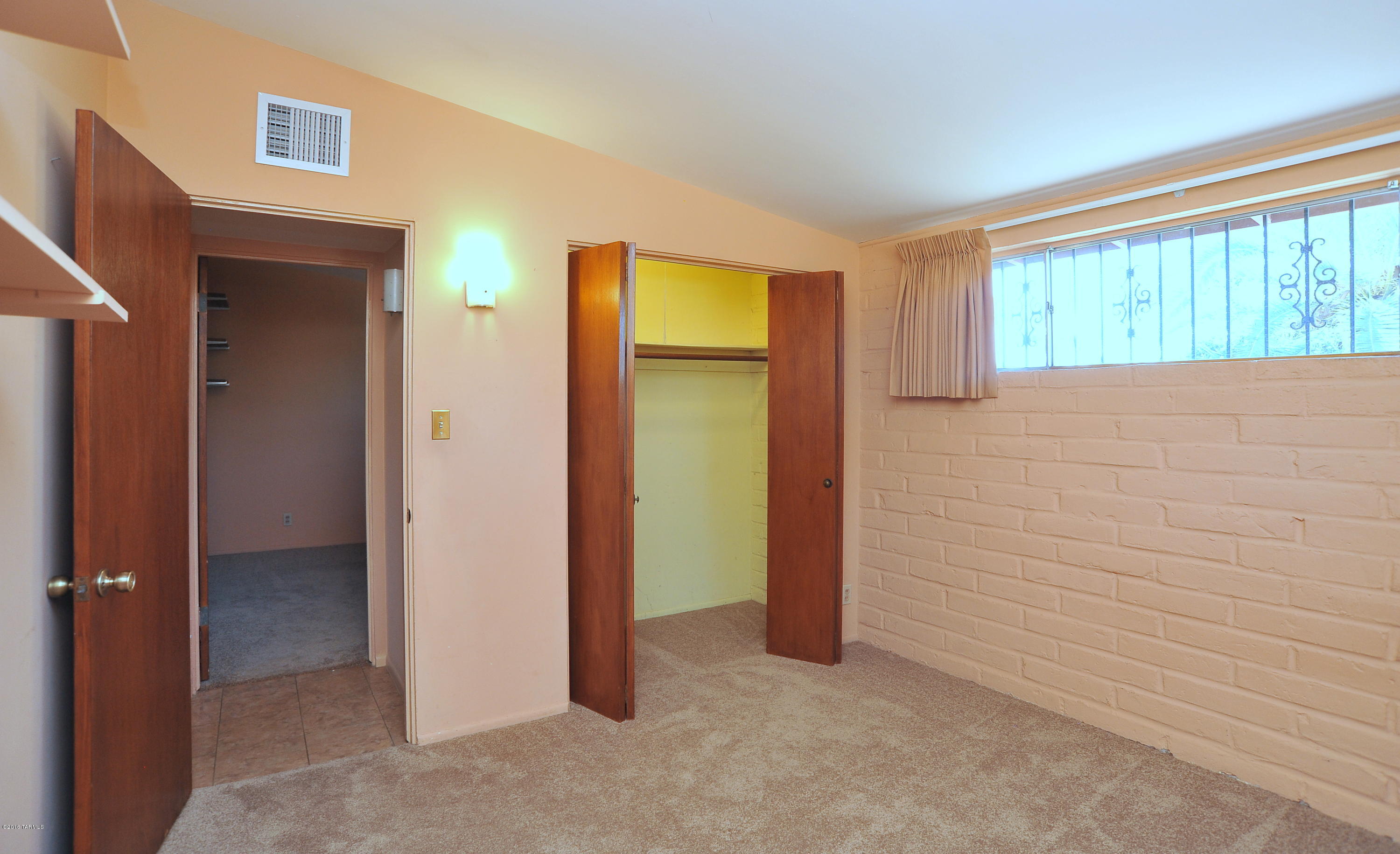 Kingston Knolls Terrace - Residential