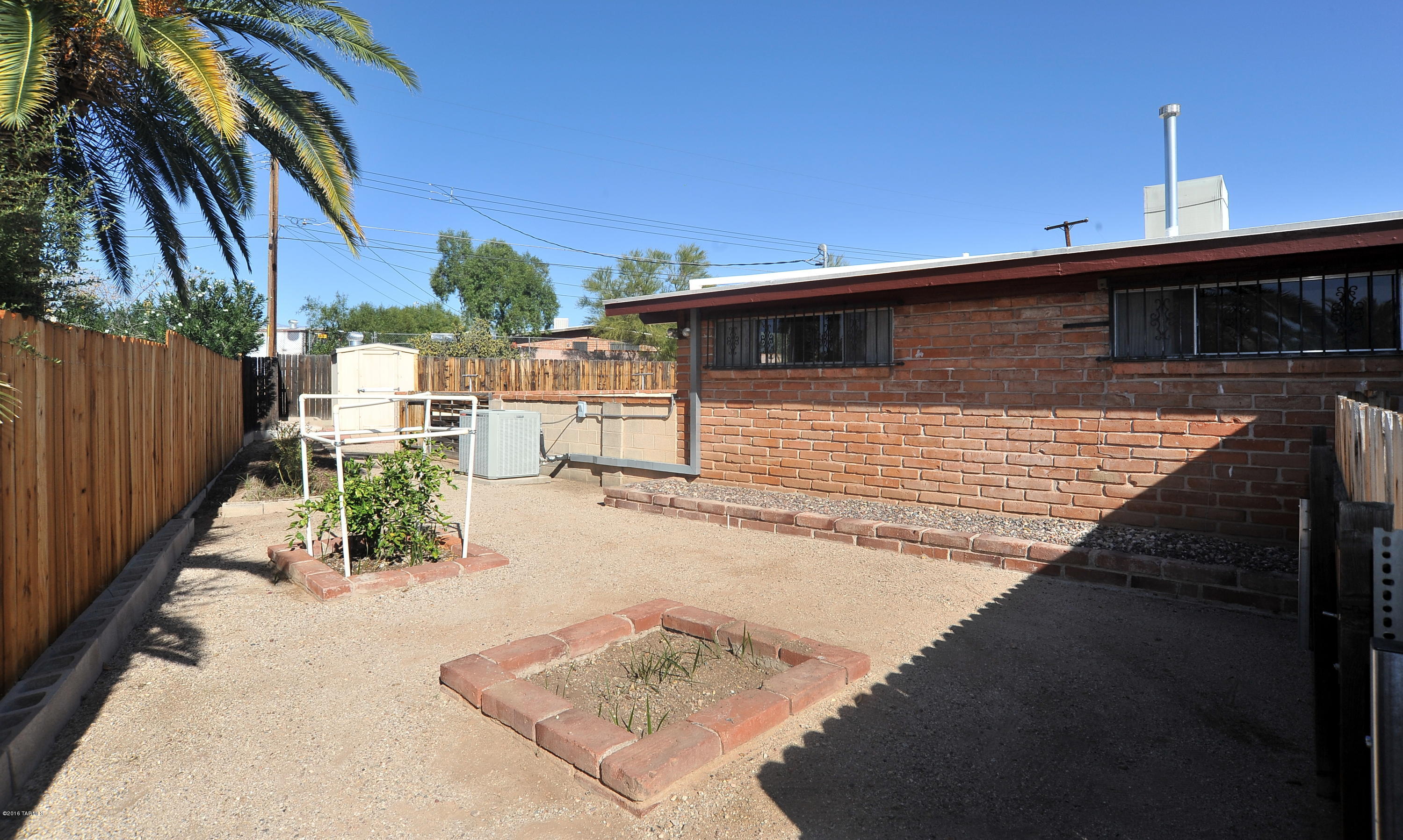 Kingston Knolls Terrace - Residential