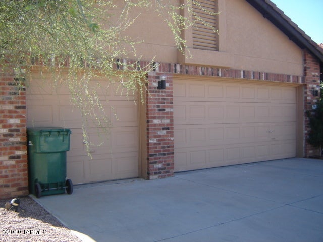 Orange Grove Hills (1-33) - Residential Lease