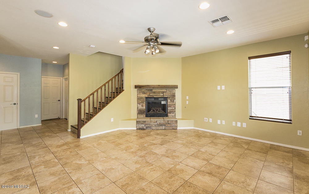 Mariposa Trail - Residential