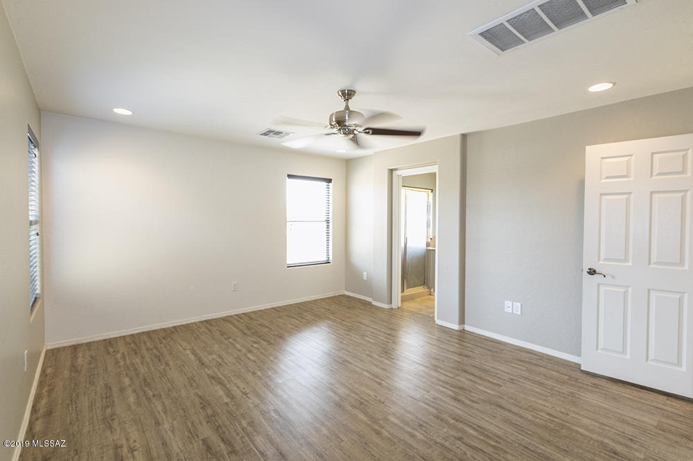 Mariposa Trail - Residential