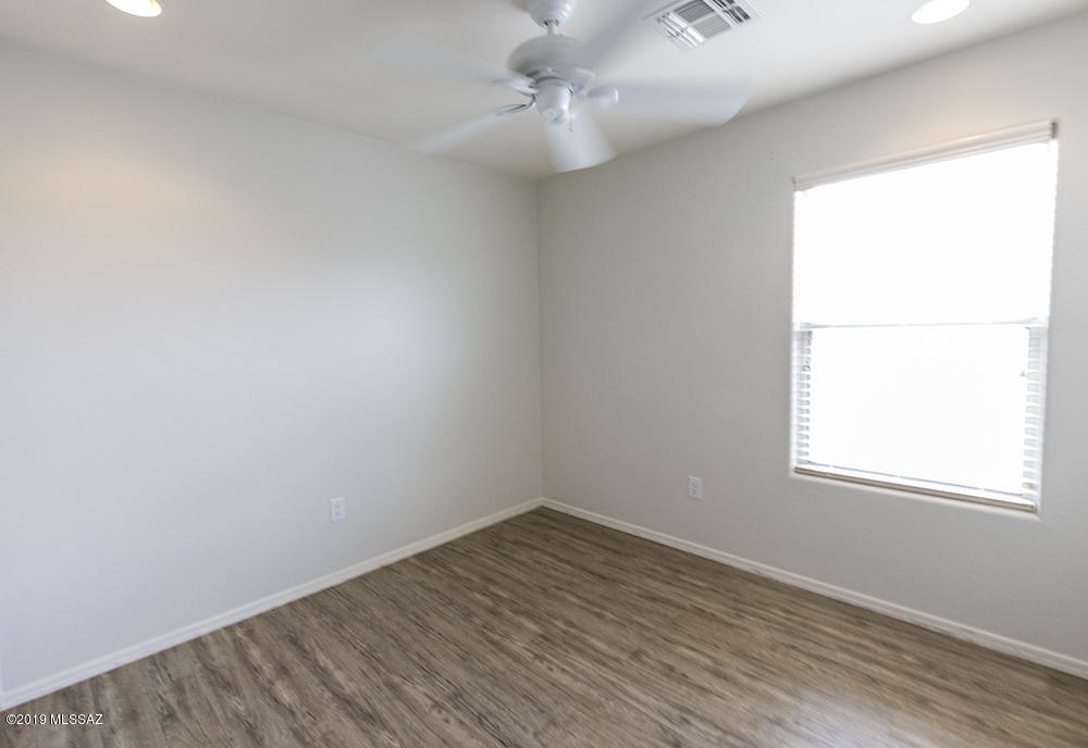 Mariposa Trail - Residential