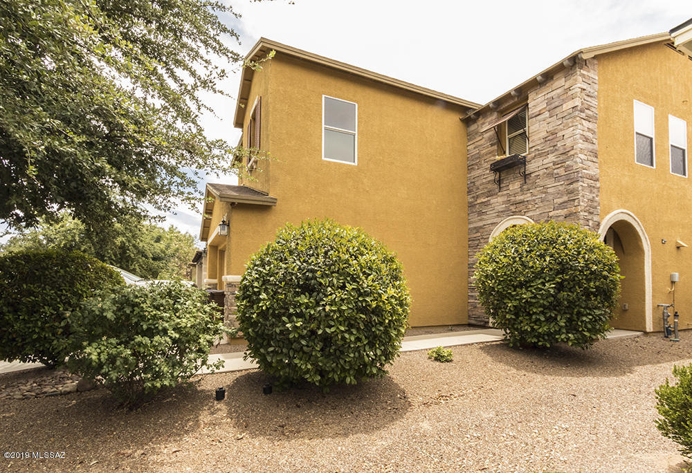 Mariposa Trail - Residential
