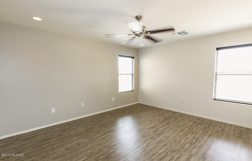 Mariposa Trail - Residential