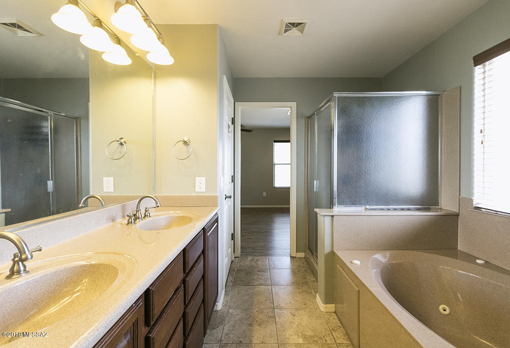 Mariposa Trail - Residential
