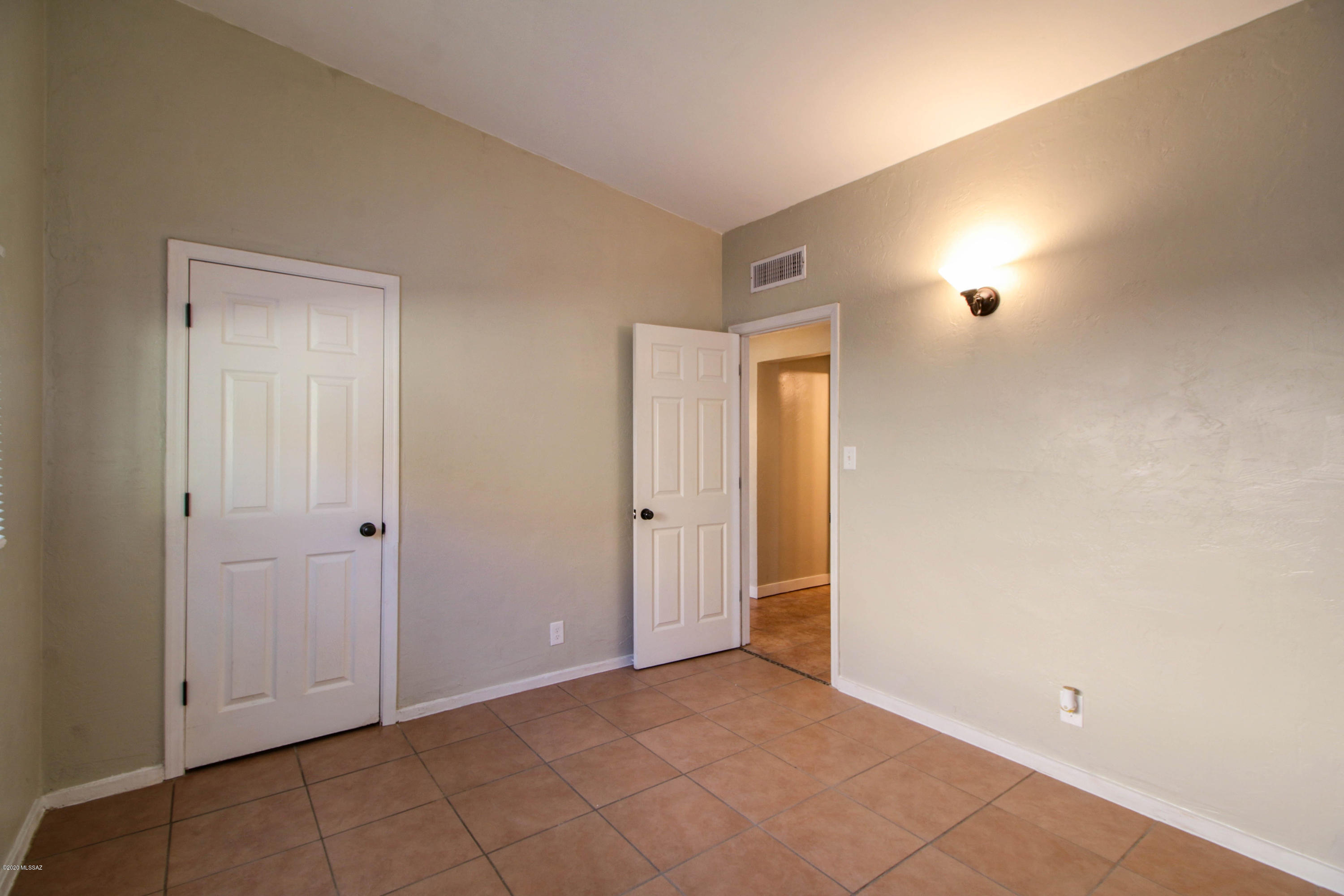 Pueblo Gardens - Residential