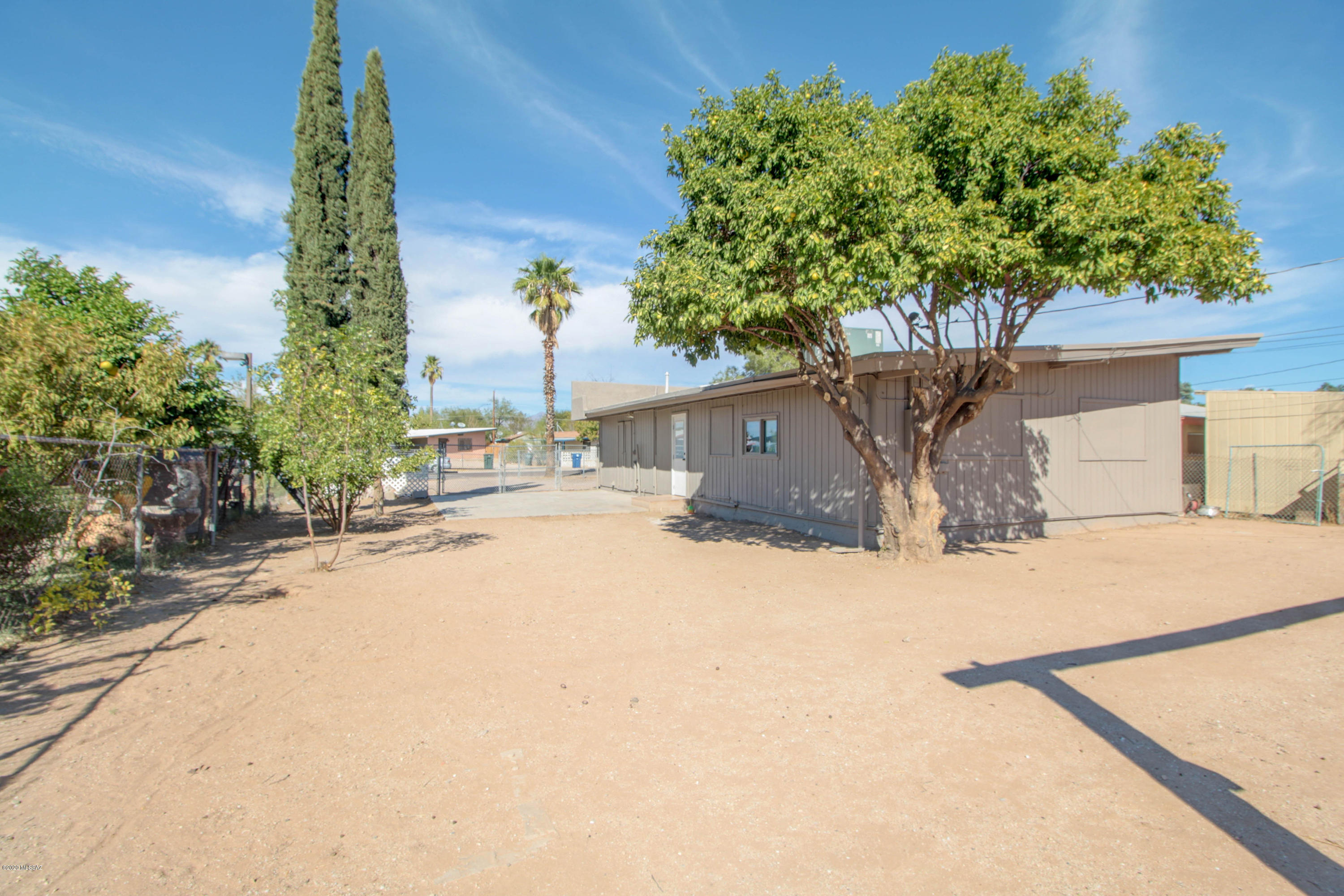 Pueblo Gardens - Residential