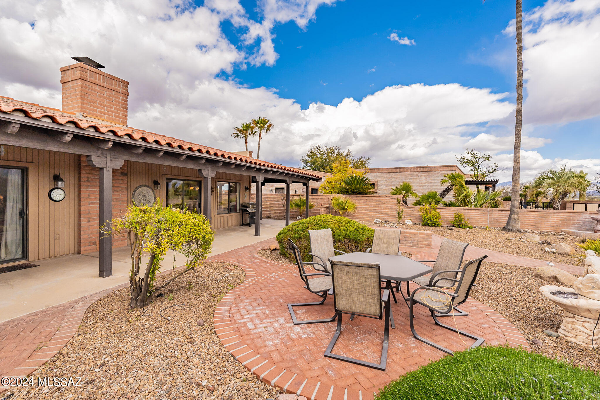 Canoa Hills Townhomes (65-143) - Residential