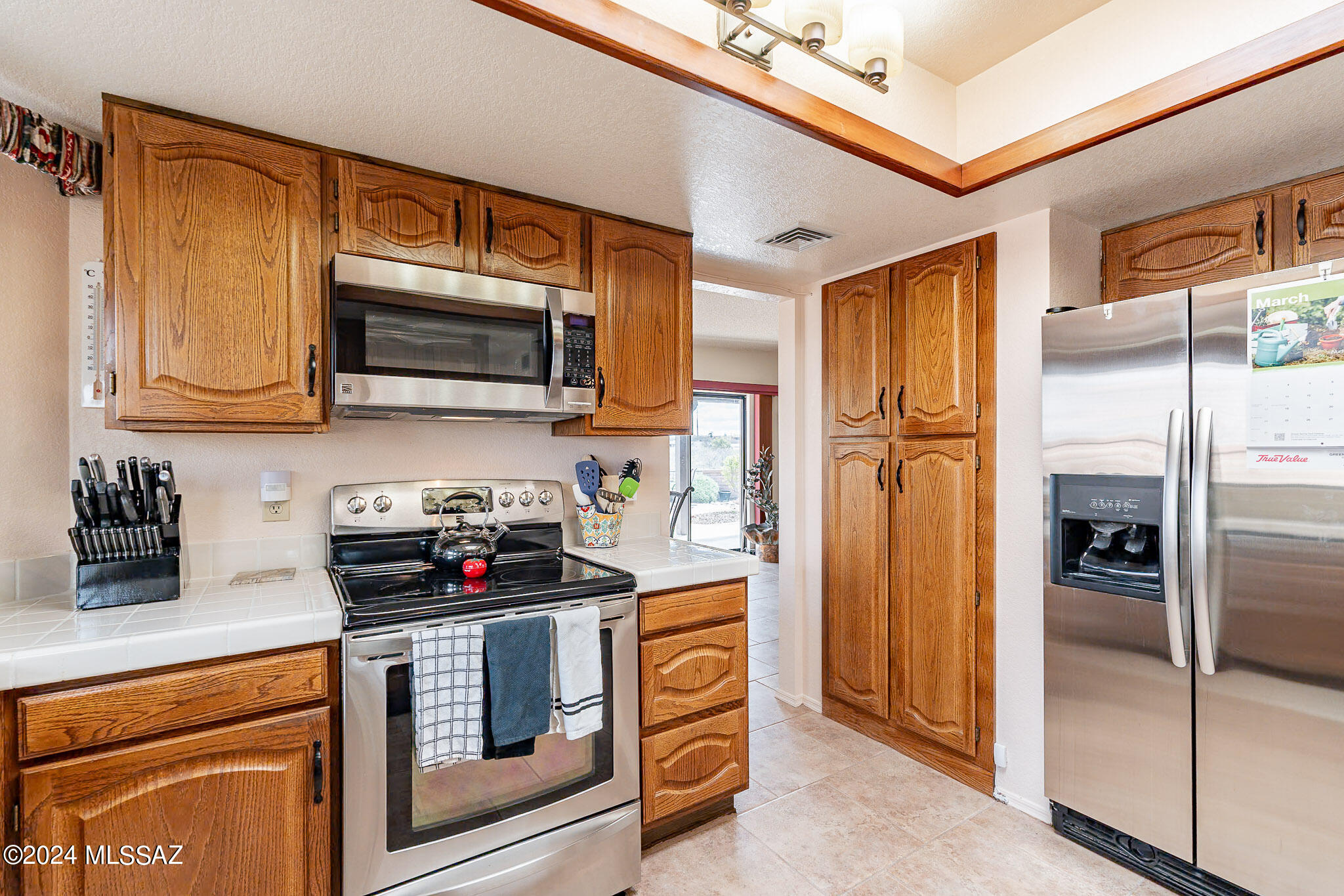 Canoa Hills Townhomes (65-143) - Residential