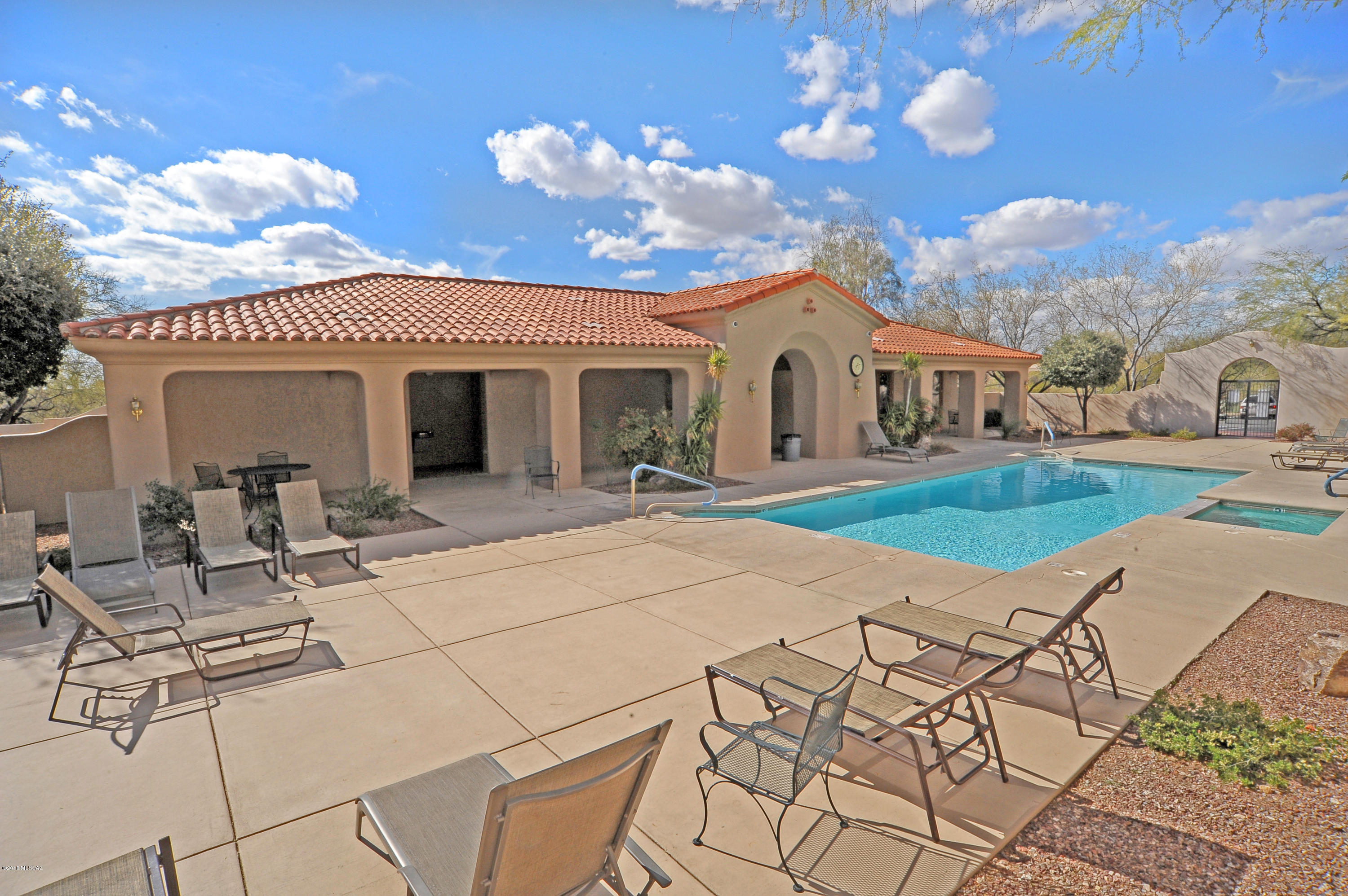 Pinnacle @ Sabino Springs resub (1-62) - Residential