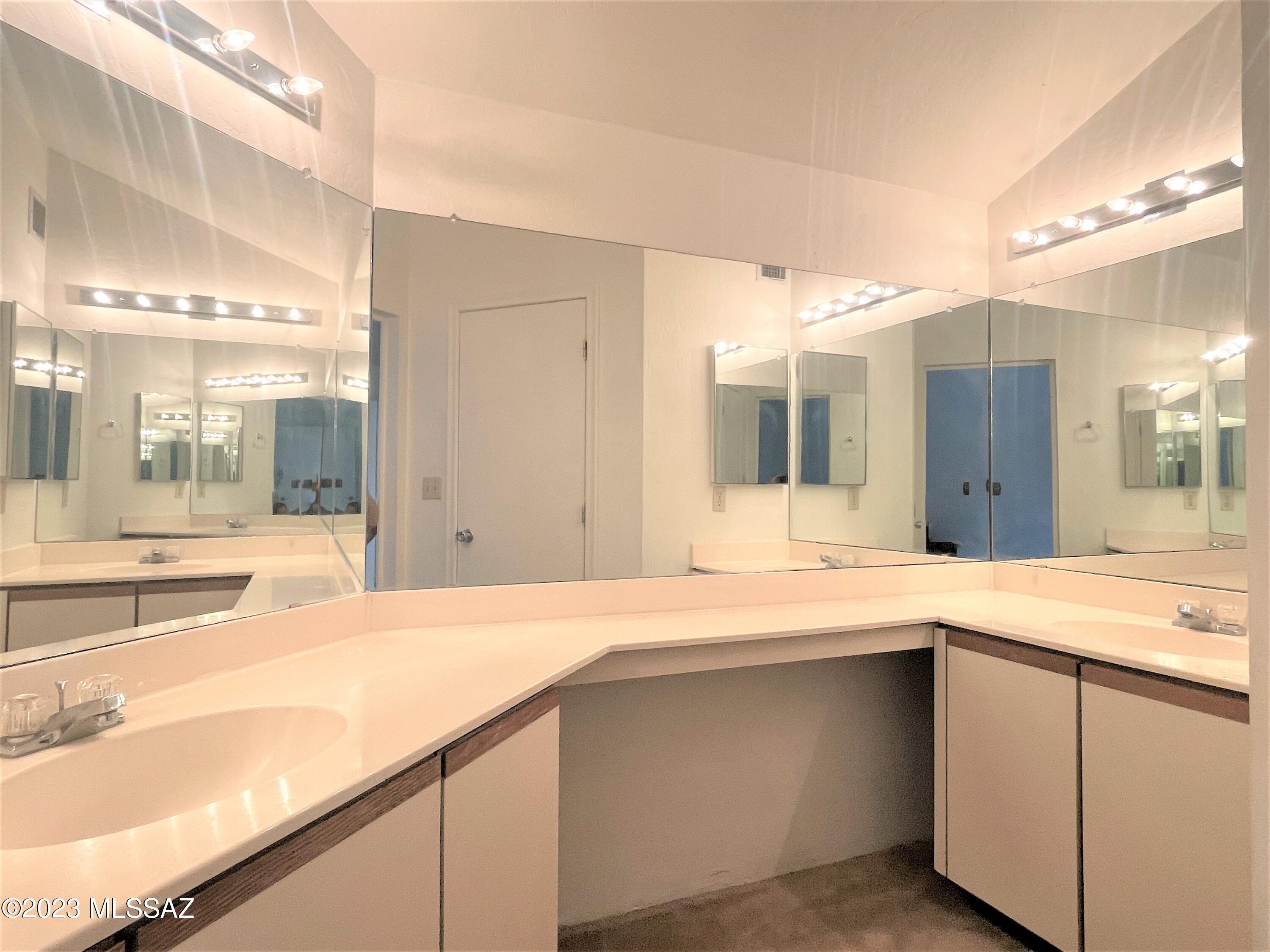 Cornerstone (1-29) - Residential Lease