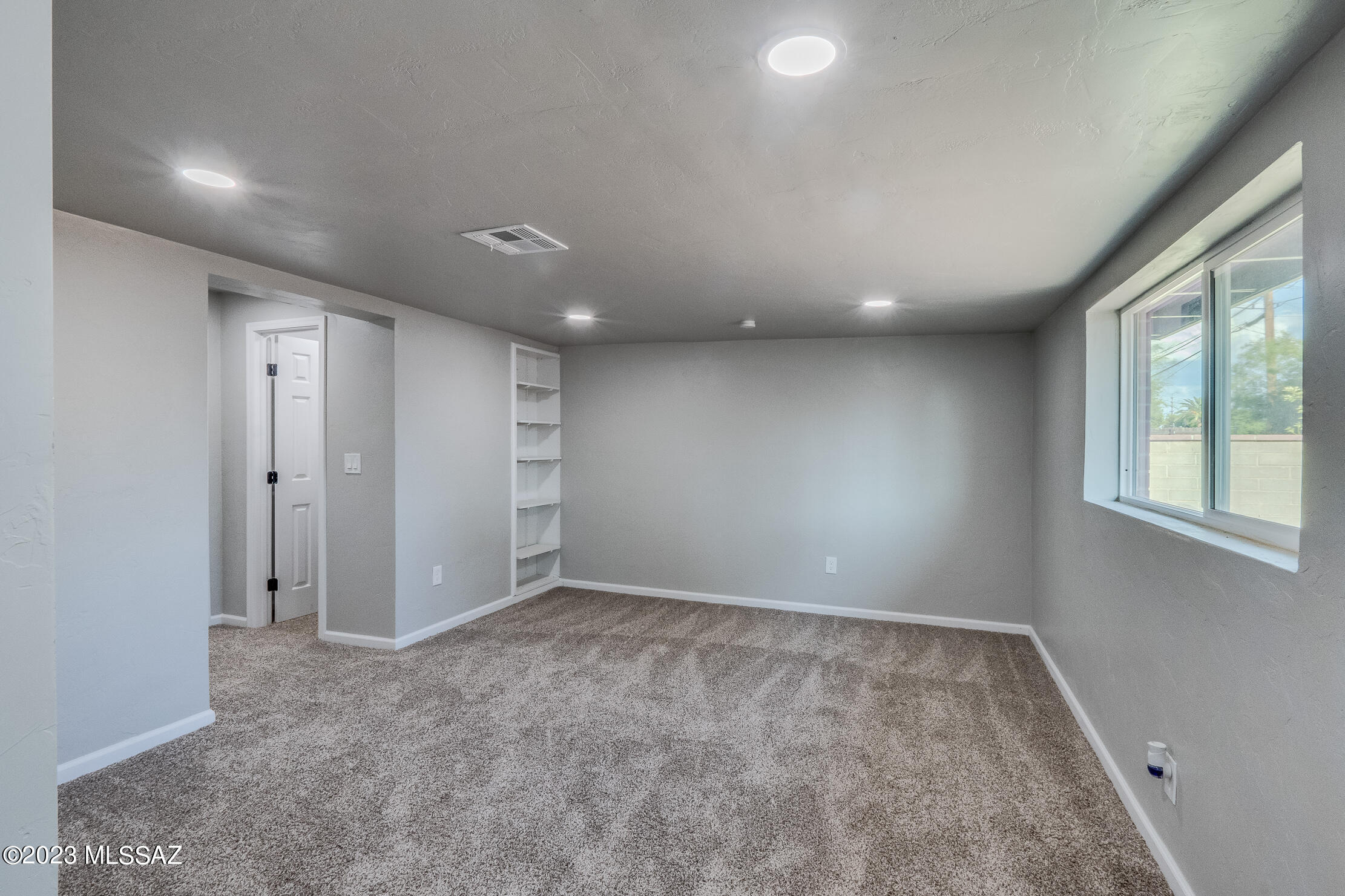 Cottonwood Manor - Residential