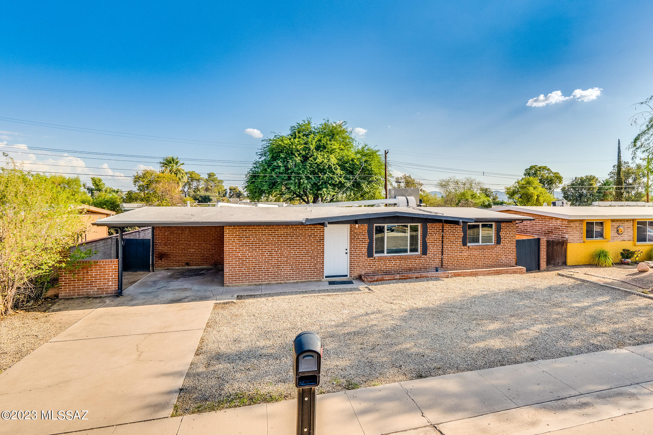 Cottonwood Manor - Residential