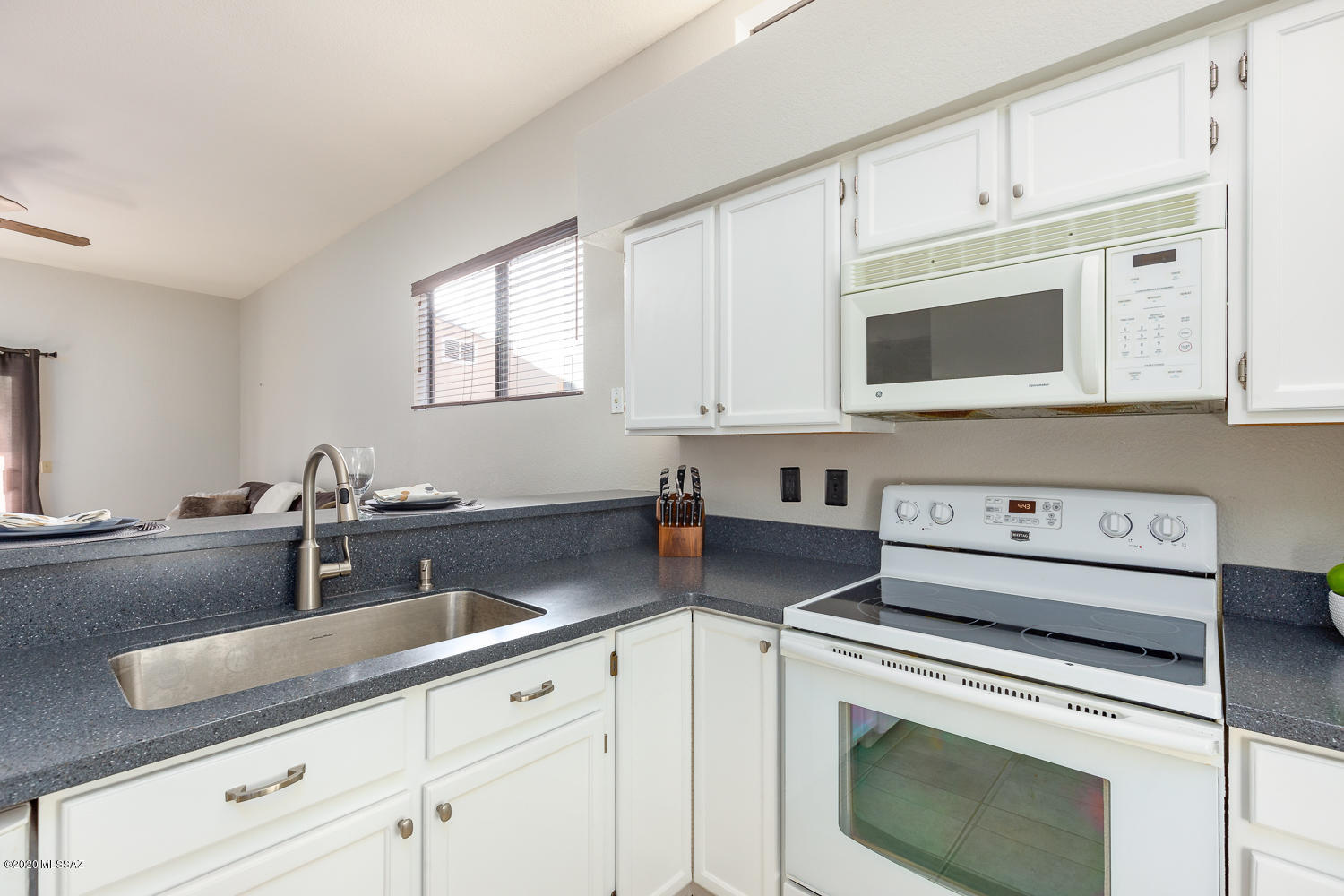 Elliott Homes At Rita Ranch (1-521) - Residential