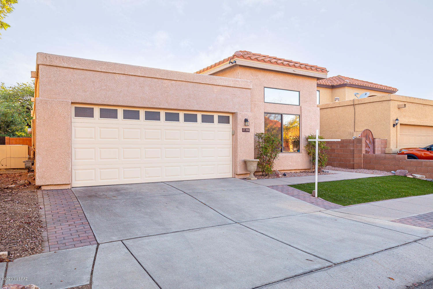 Elliott Homes At Rita Ranch (1-521) - Residential