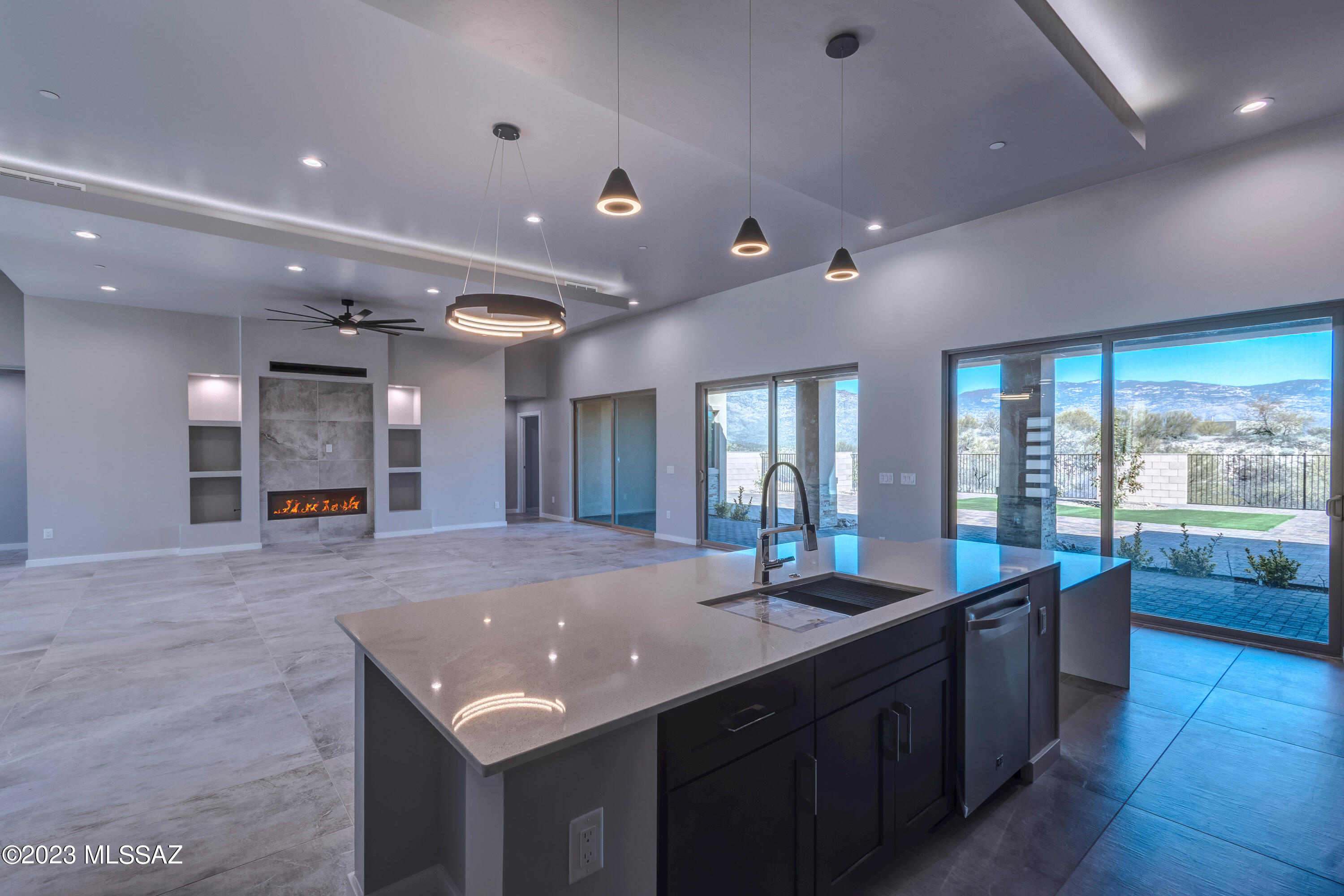Coyote Creek (1-395) - Residential