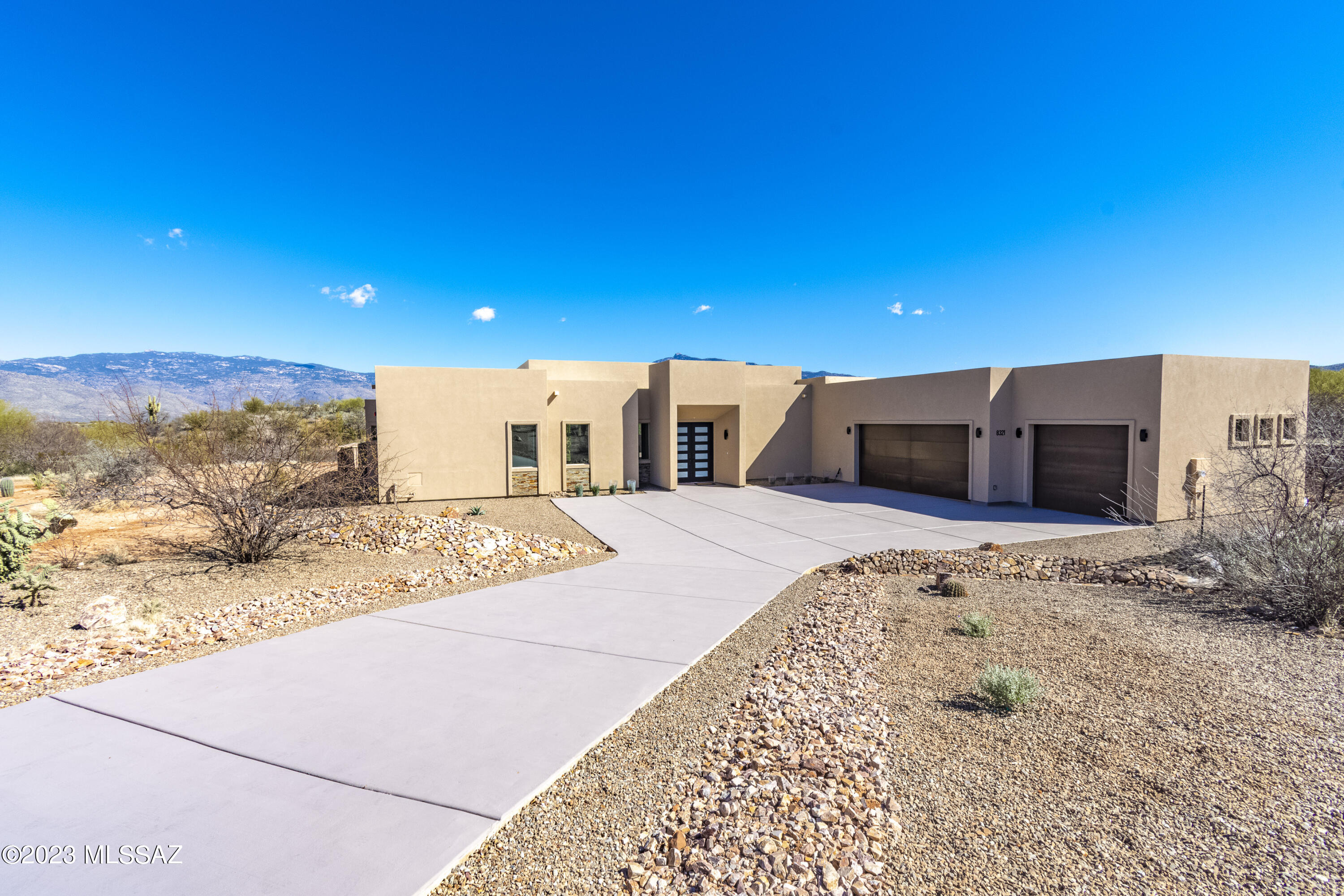 Coyote Creek (1-395) - Residential
