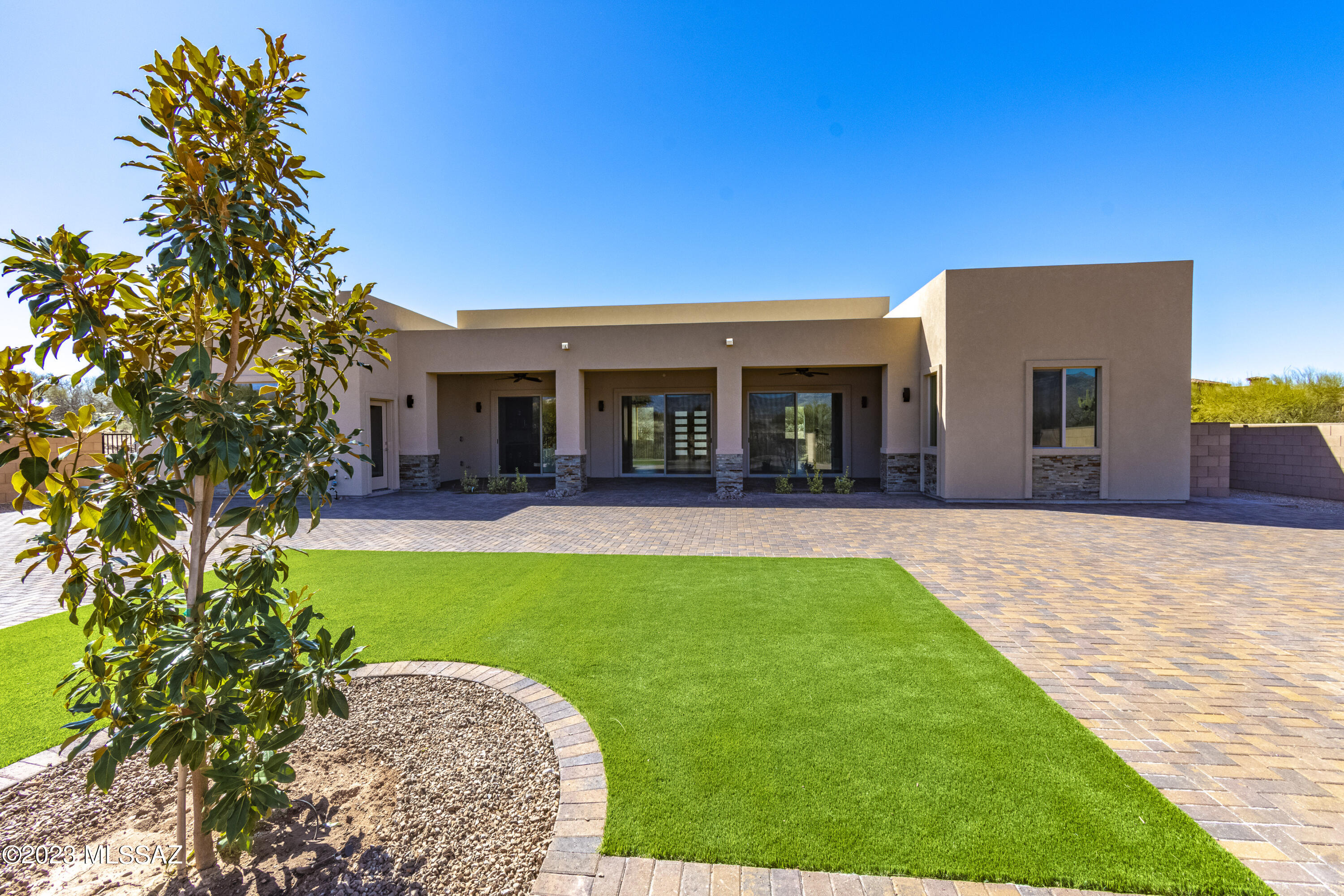 Coyote Creek (1-395) - Residential