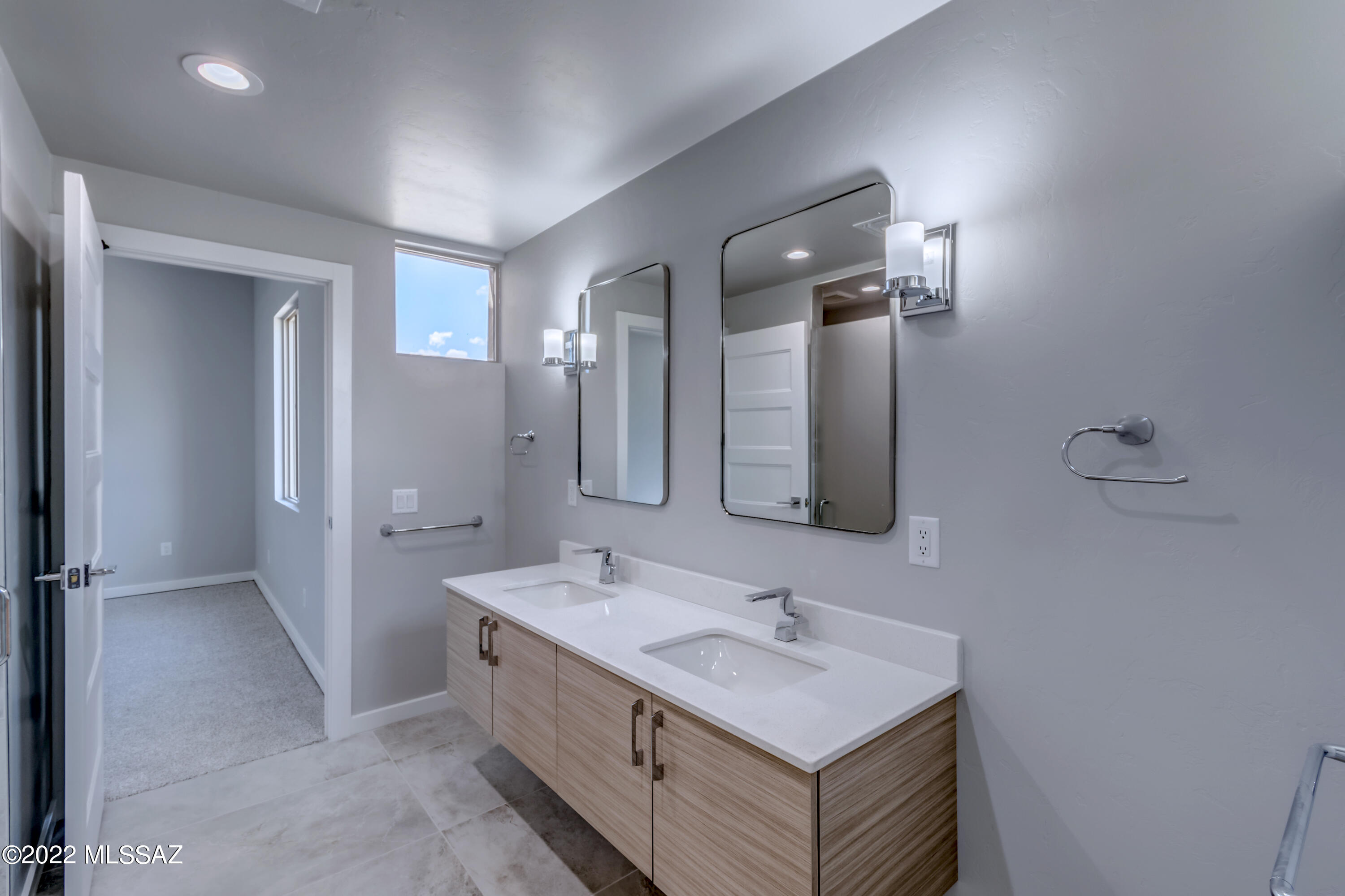 Coyote Creek (1-395) - Residential