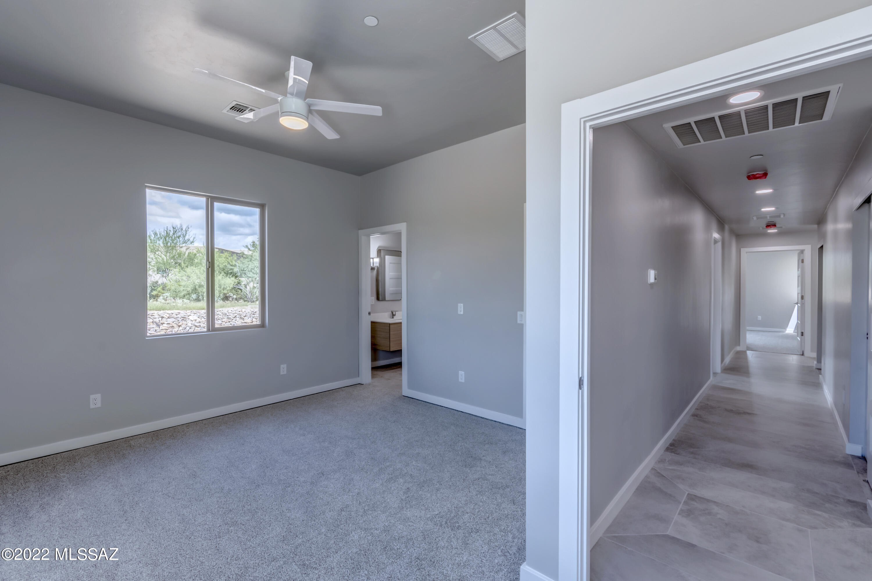 Coyote Creek (1-395) - Residential