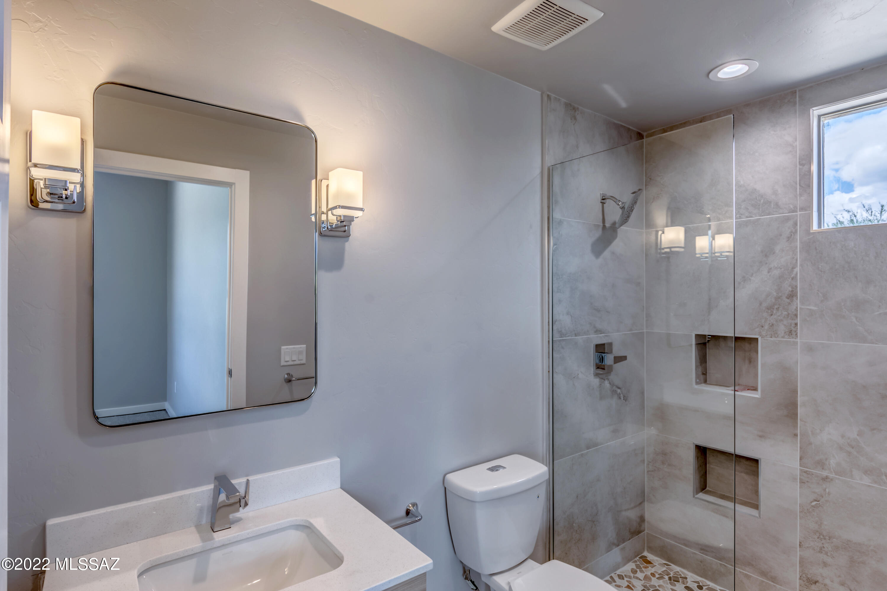 Coyote Creek (1-395) - Residential