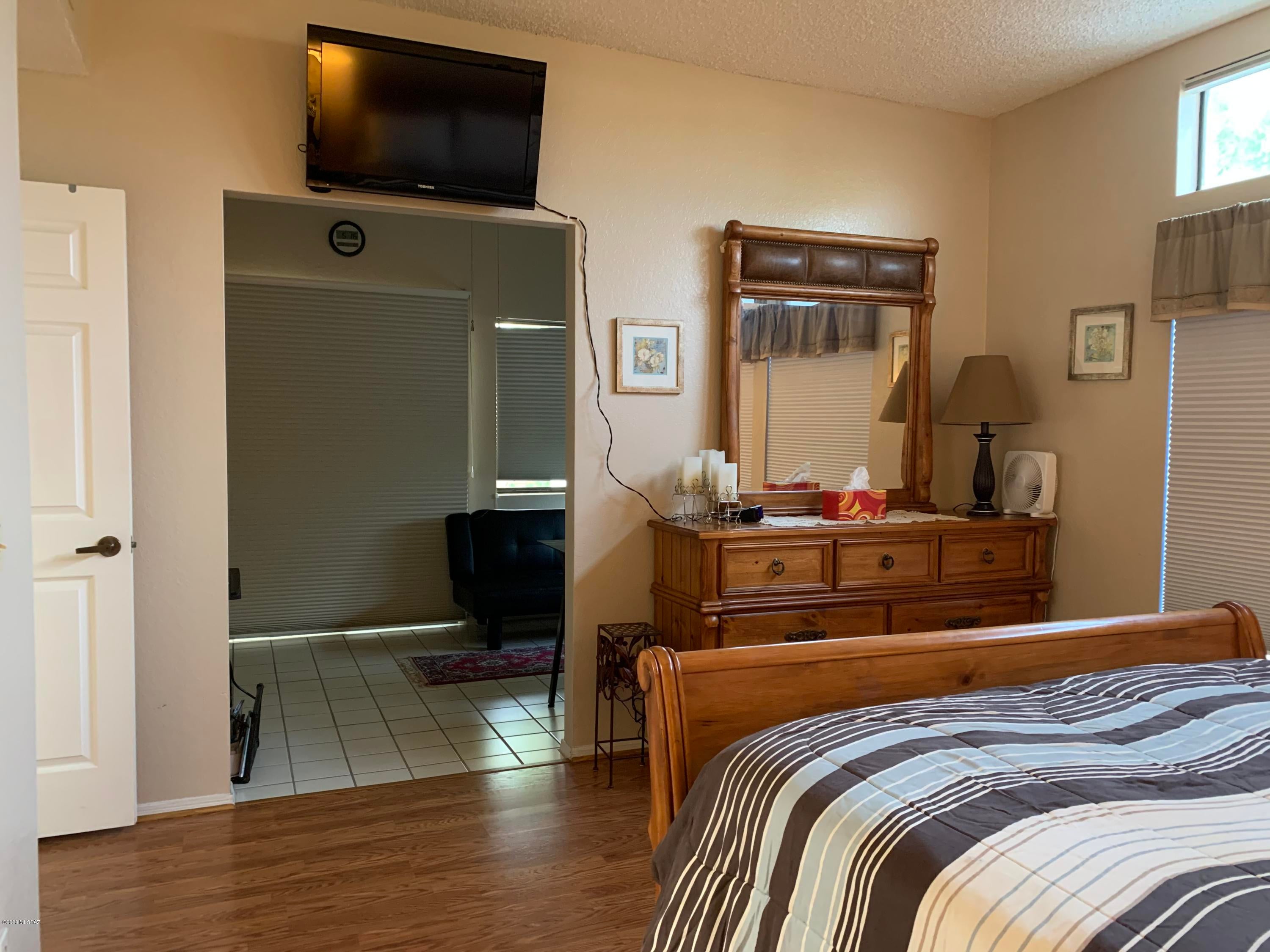 Sunrise Presidio East (1-87) - Residential Lease