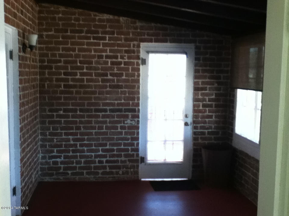 Jefferson Park - Residential Lease