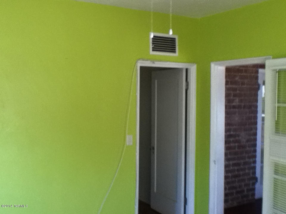 Jefferson Park - Residential Lease