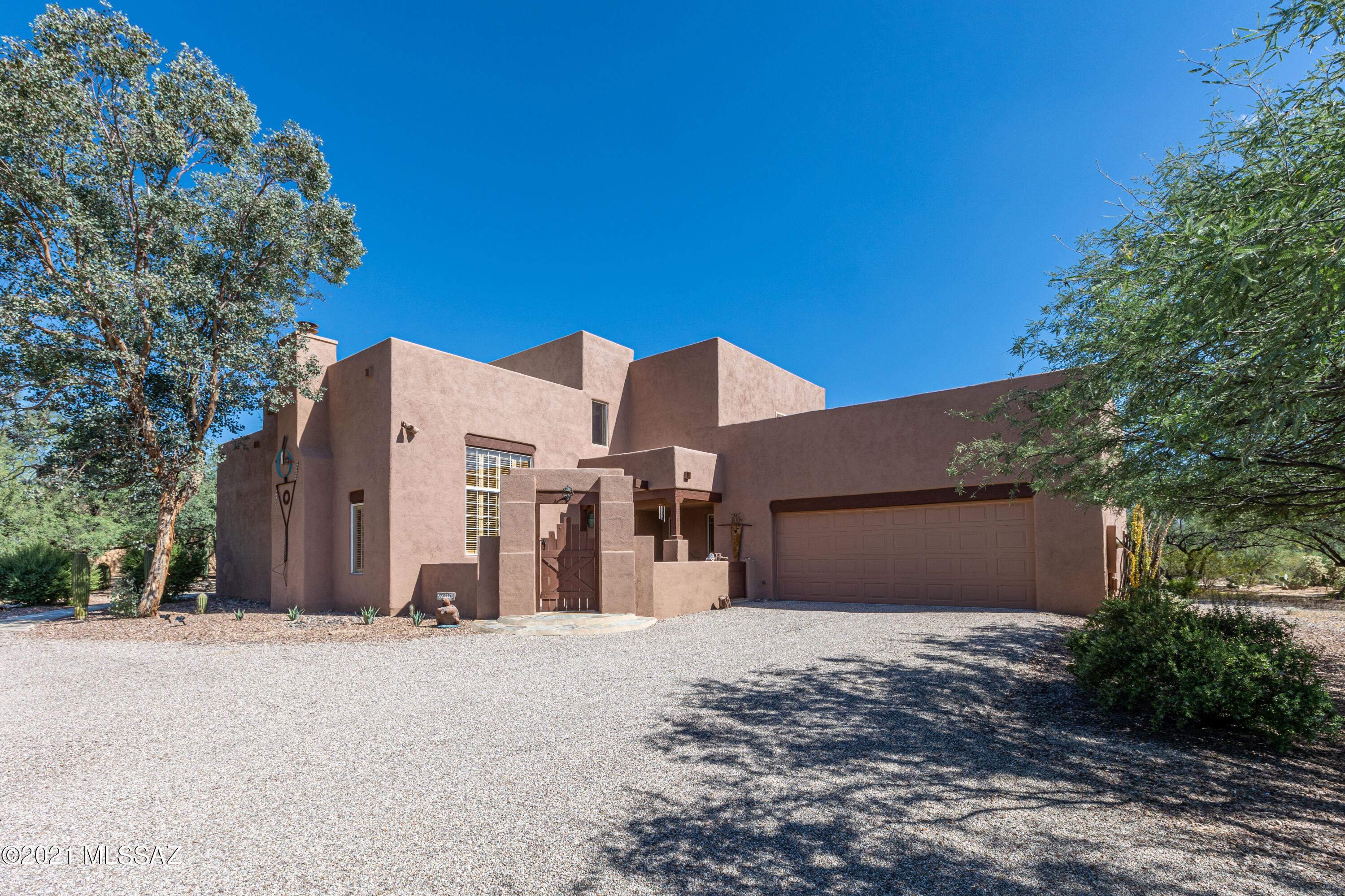 Loma De La Vista Verde (1-38) - Residential